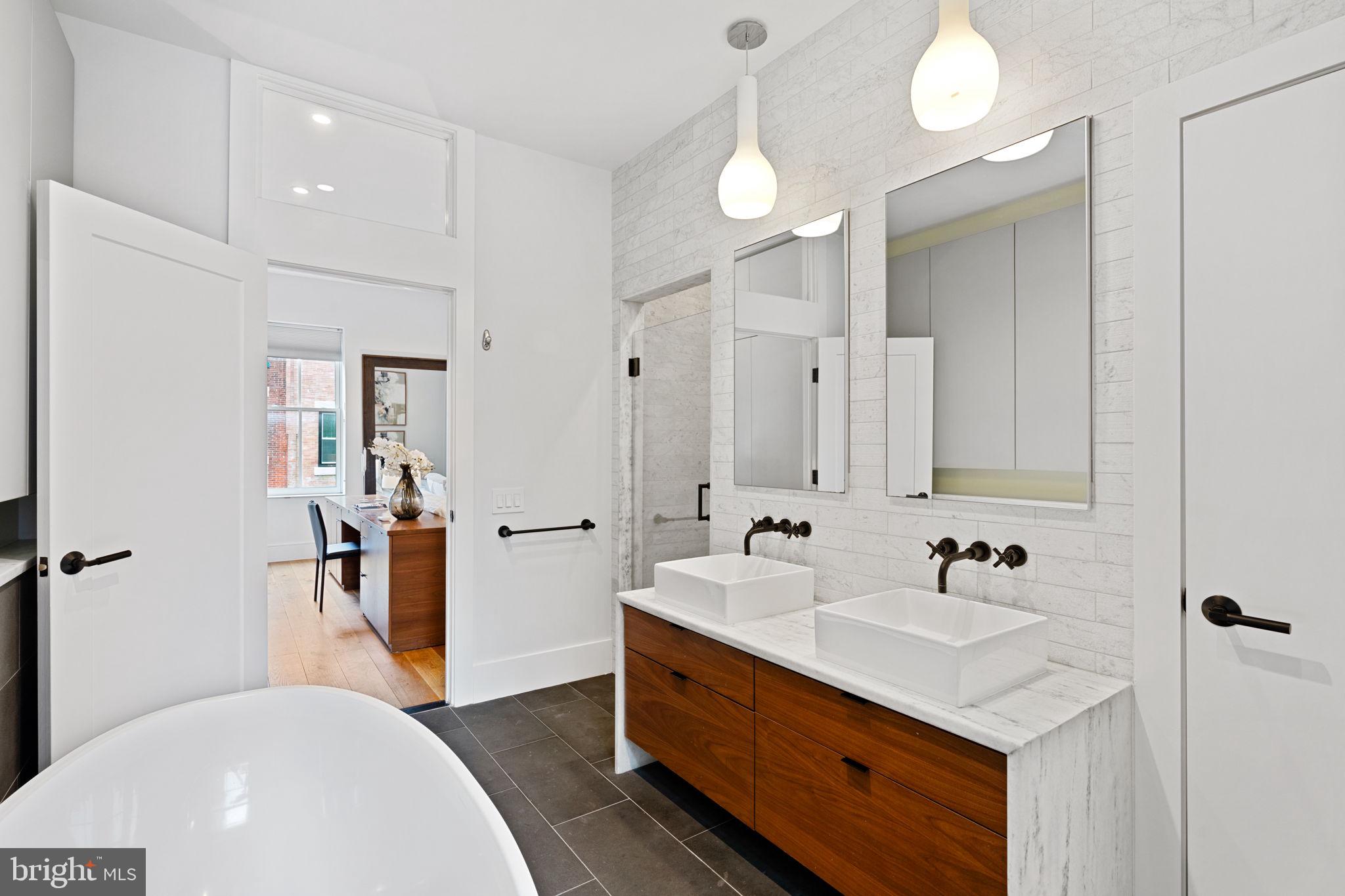 FITLER SQUARE - Residential