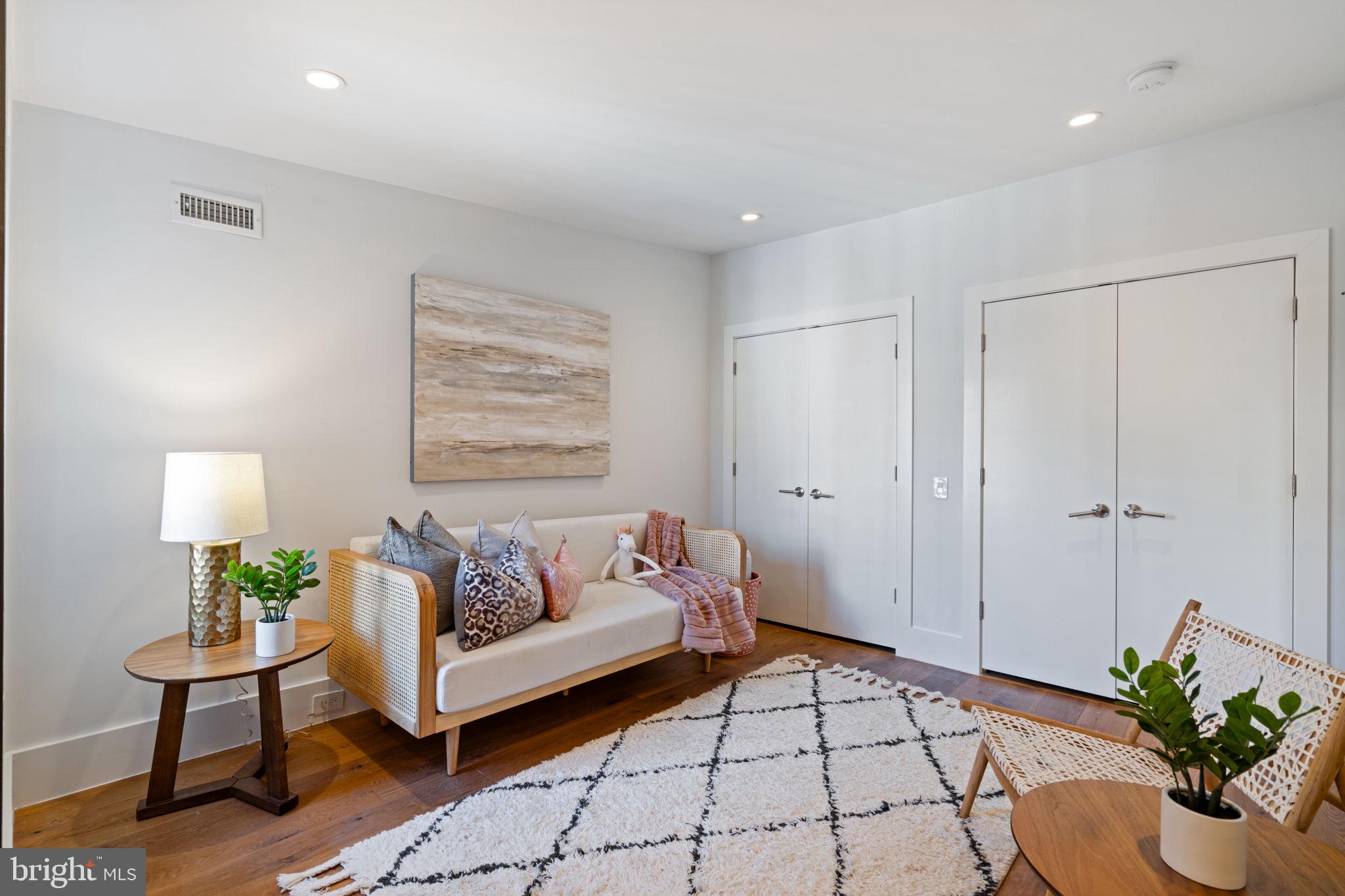 FITLER SQUARE - Residential