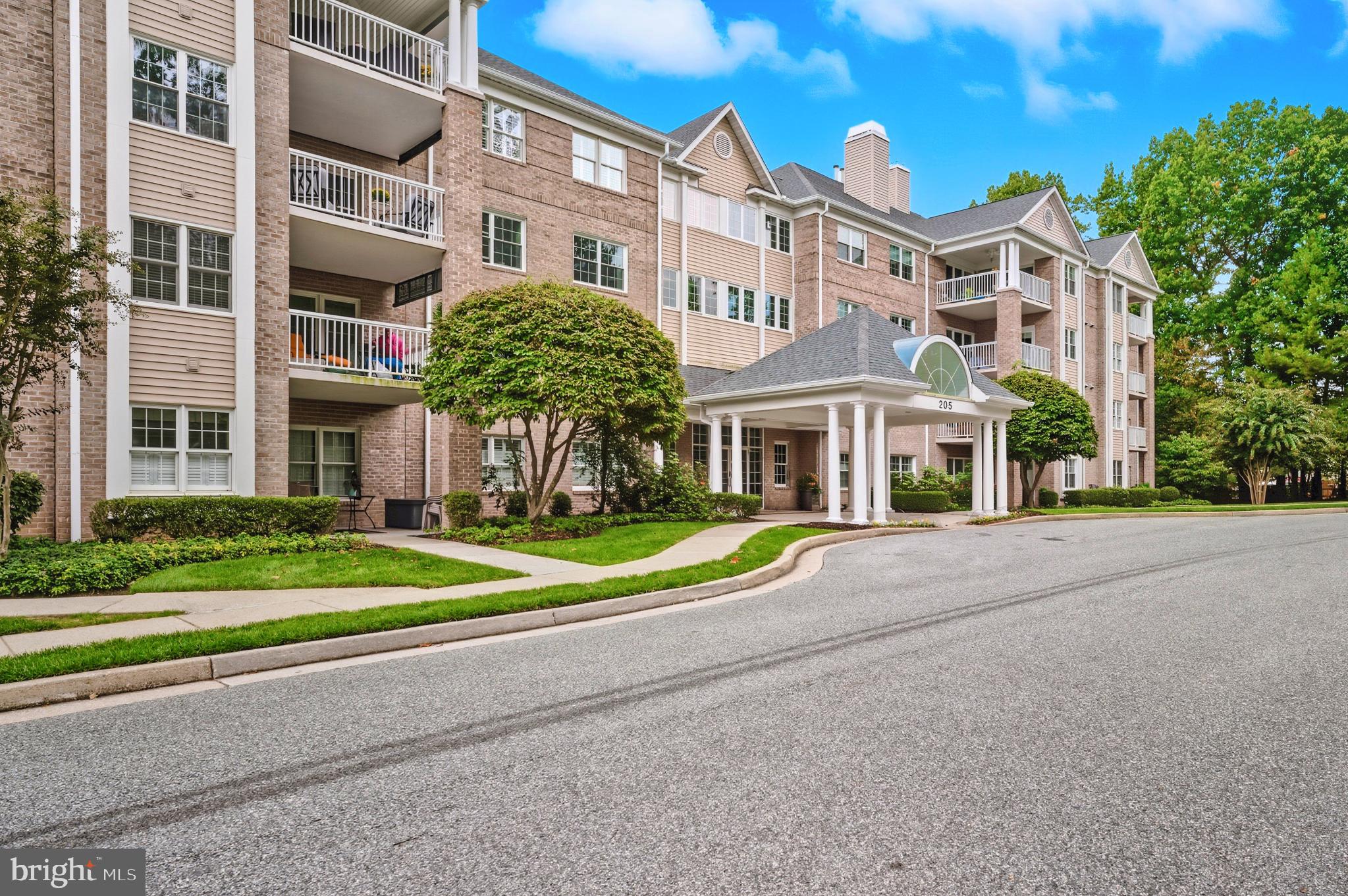 205 BELMONT FOREST COURT 406