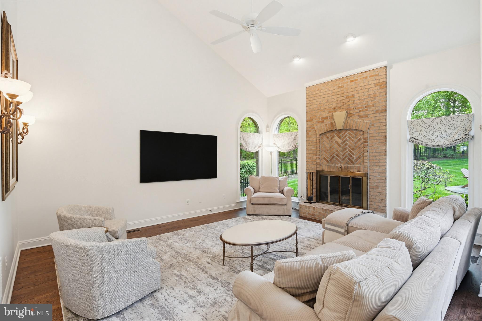 BUCKSKIN WOODS - Residential
