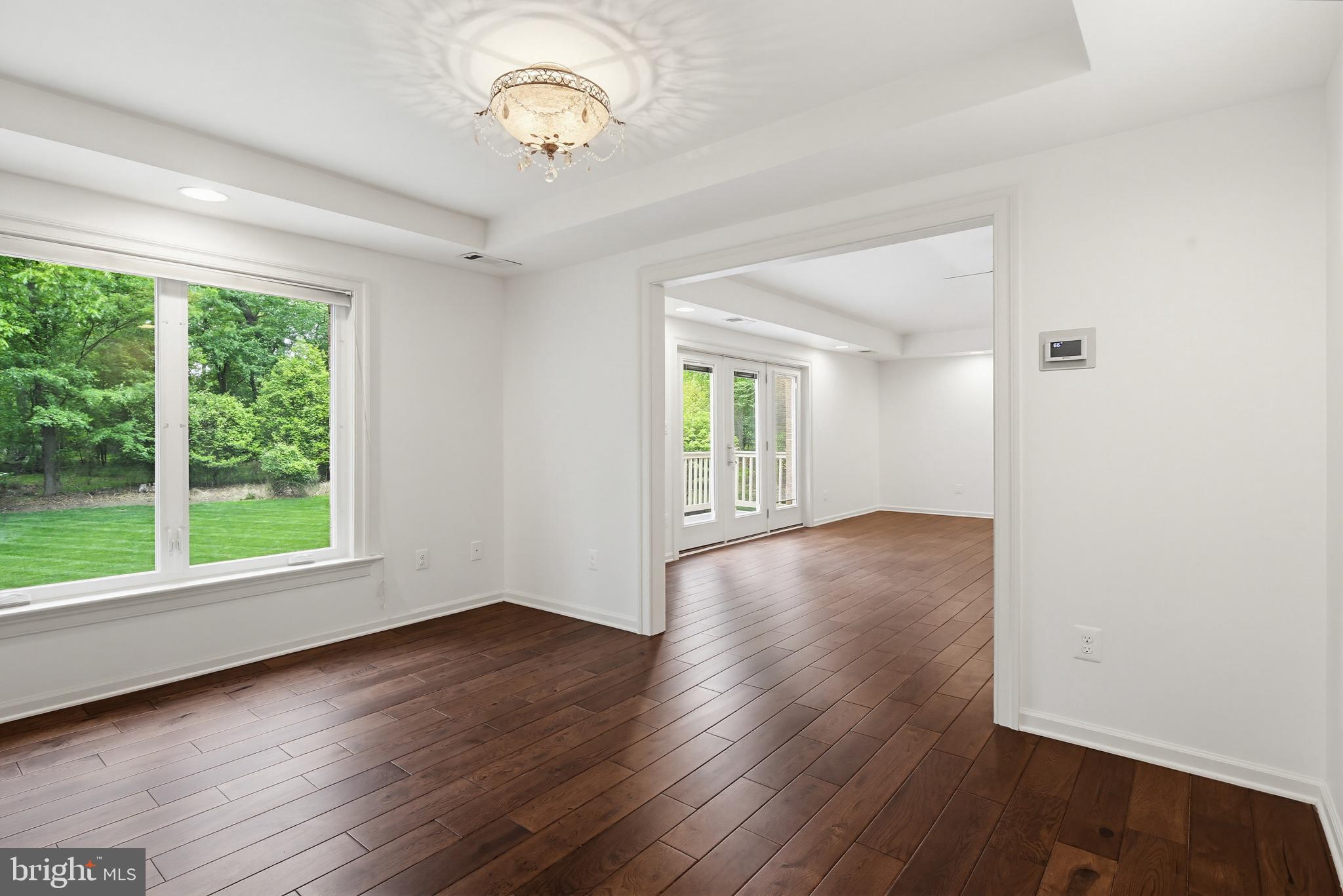 BUCKSKIN WOODS - Residential