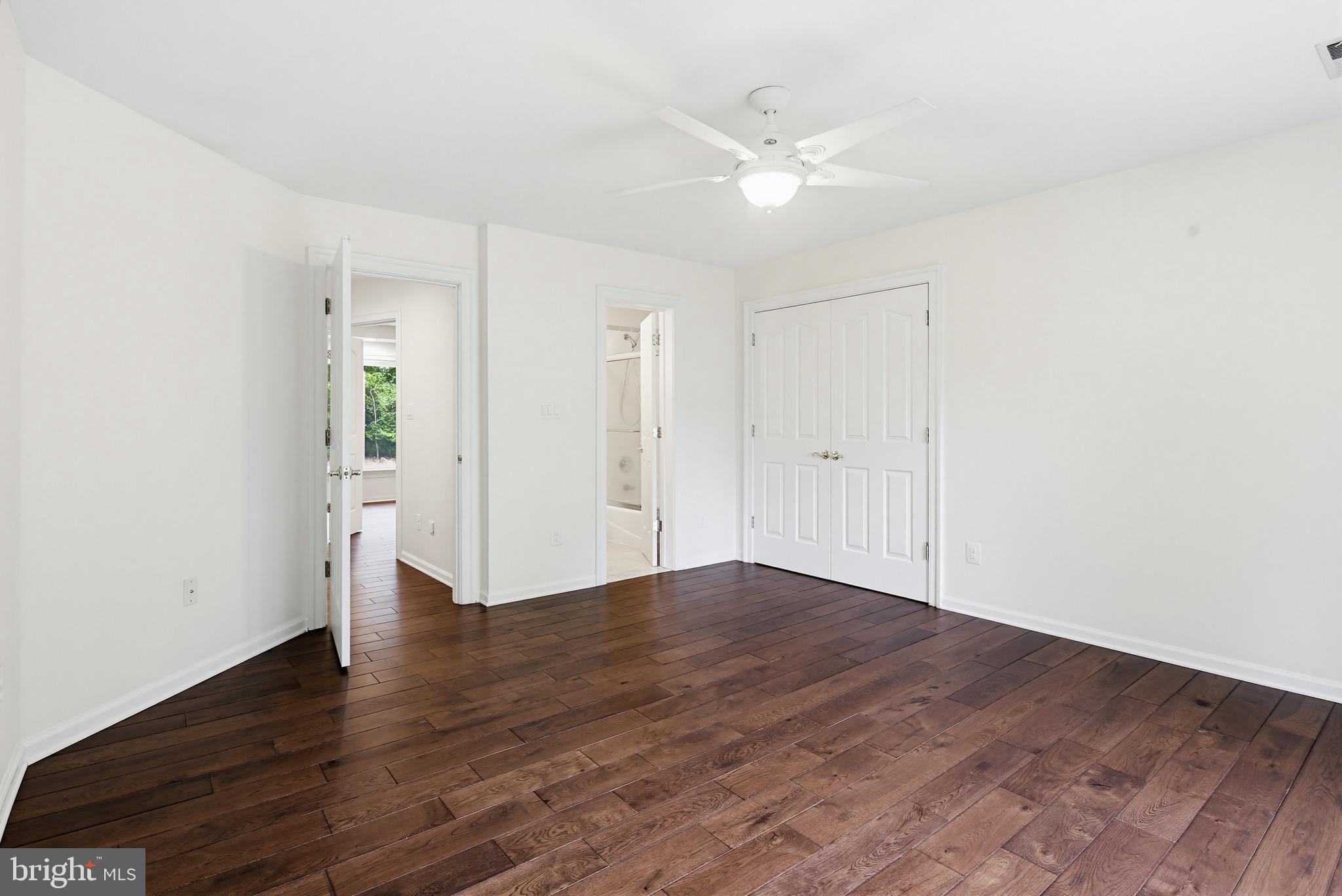 BUCKSKIN WOODS - Residential