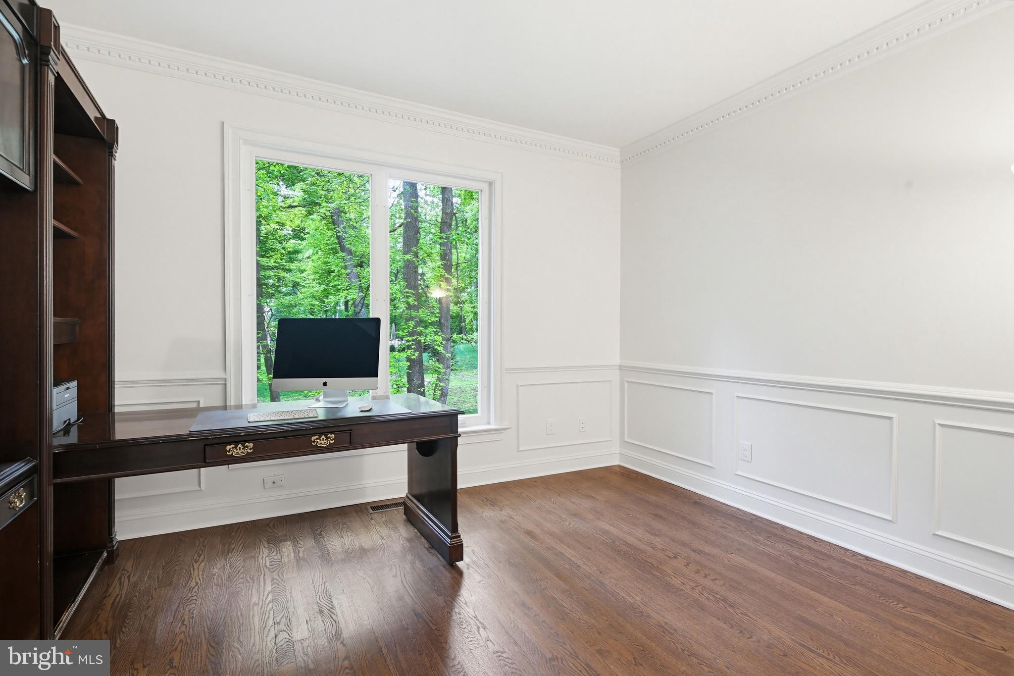 BUCKSKIN WOODS - Residential