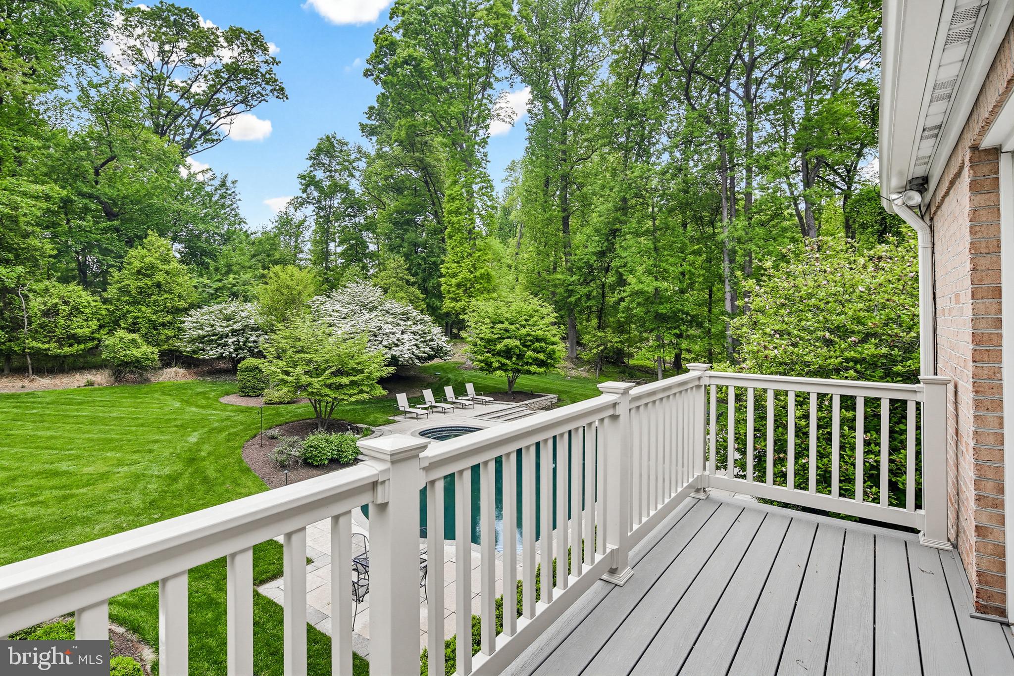 BUCKSKIN WOODS - Residential