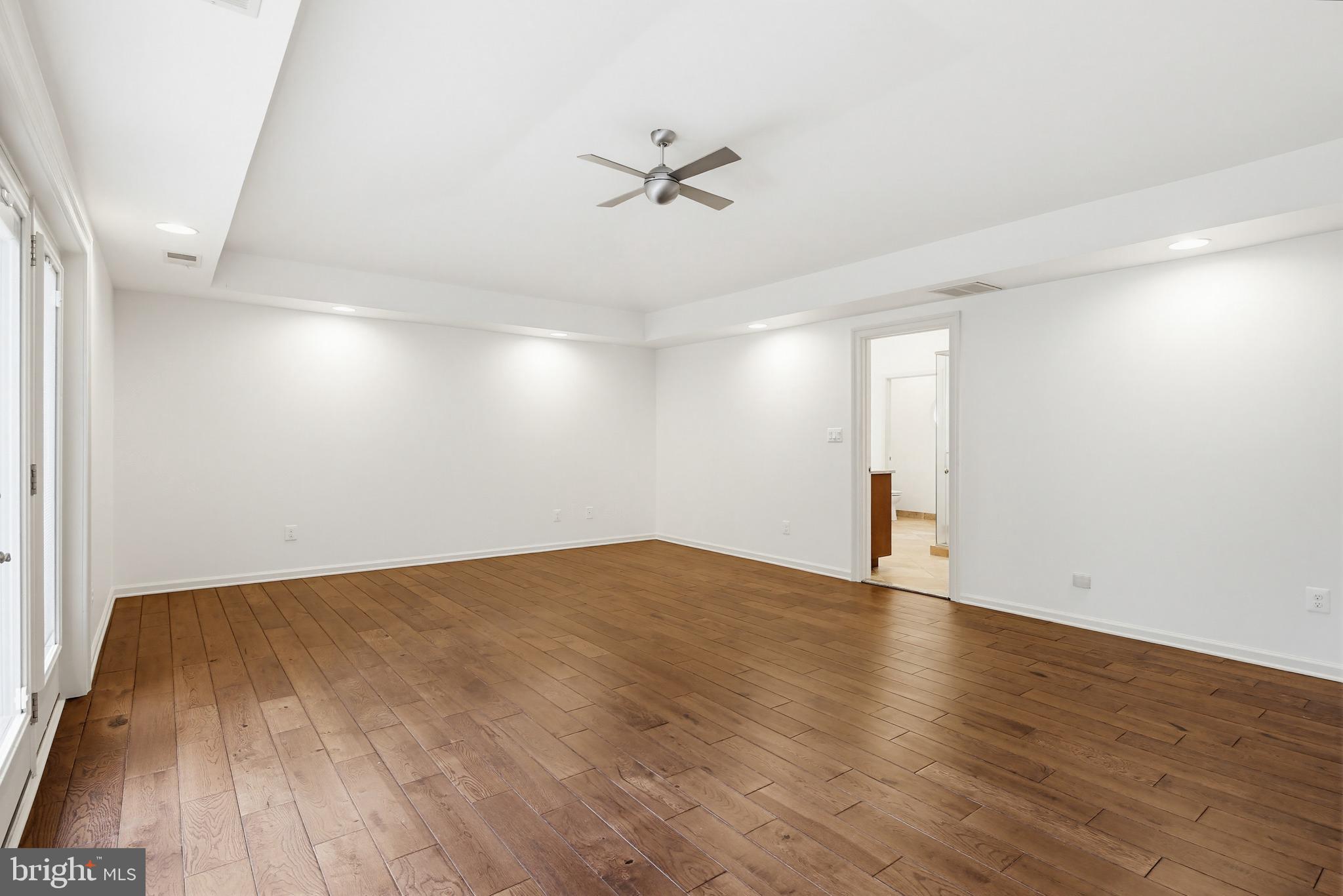 BUCKSKIN WOODS - Residential