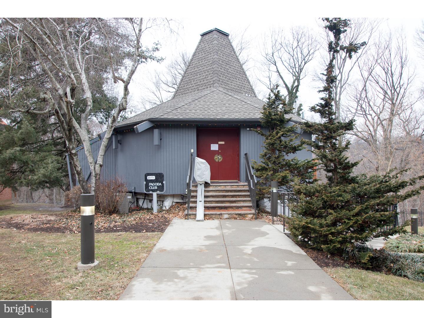 GYPSY LANE CONDOS - Residential