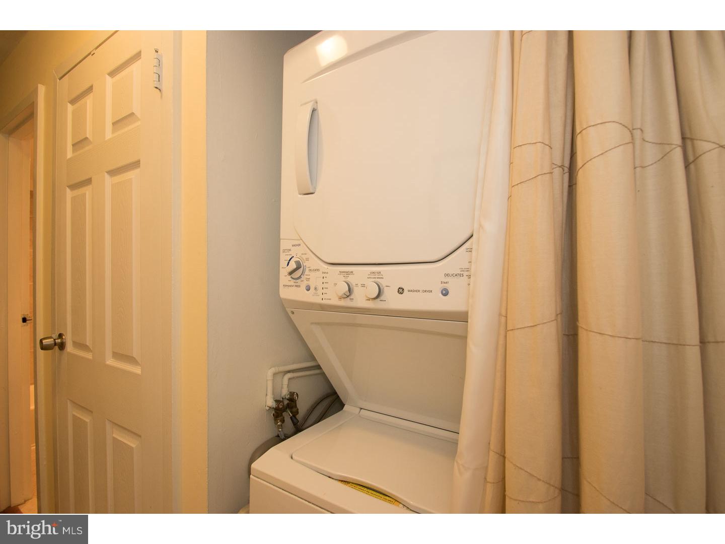 GYPSY LANE CONDOS - Residential