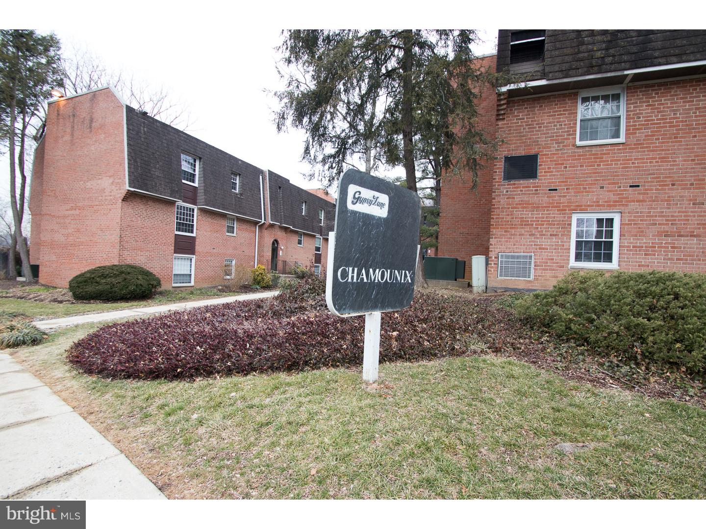 GYPSY LANE CONDOS - Residential