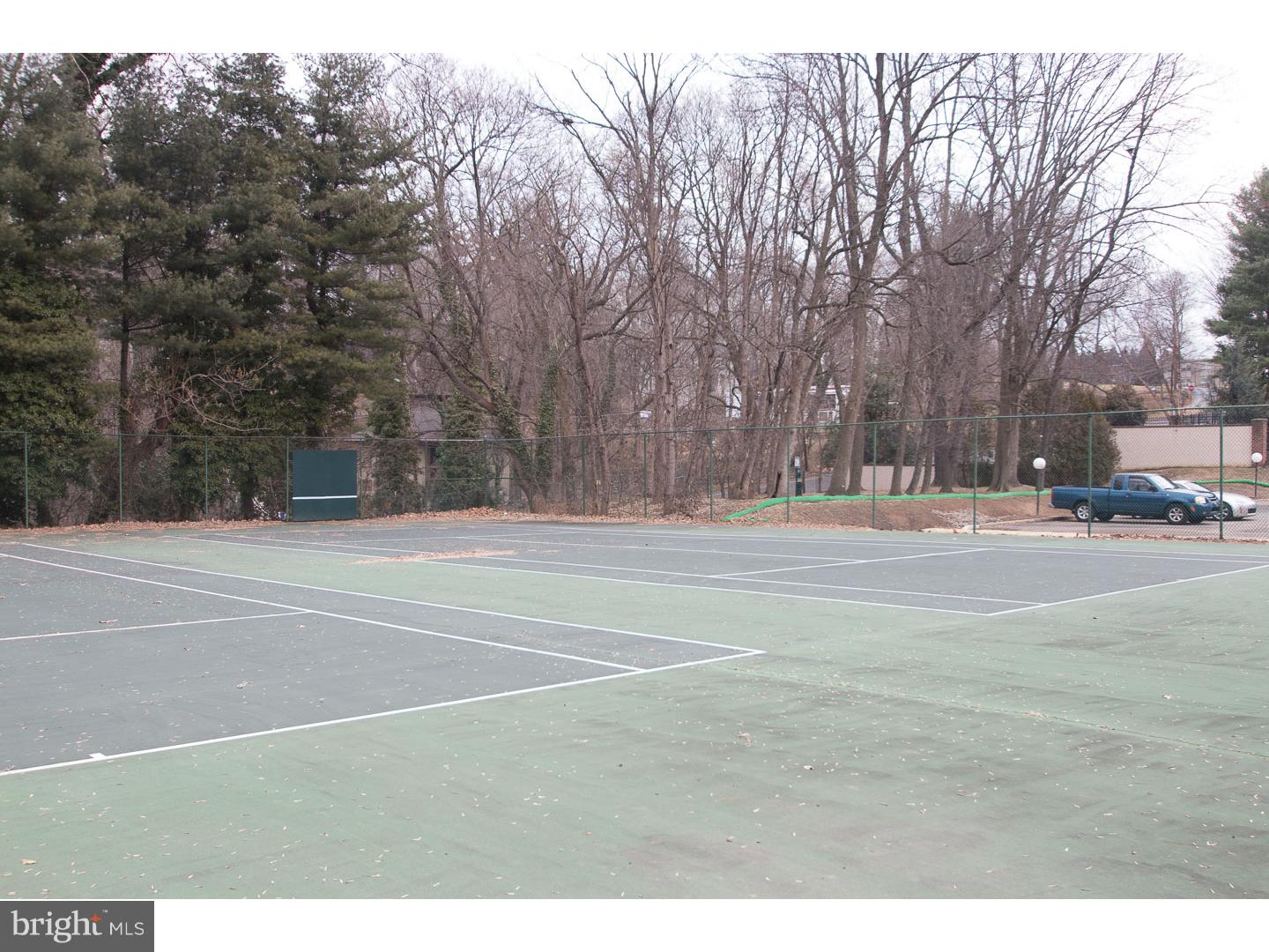 GYPSY LANE CONDOS - Residential