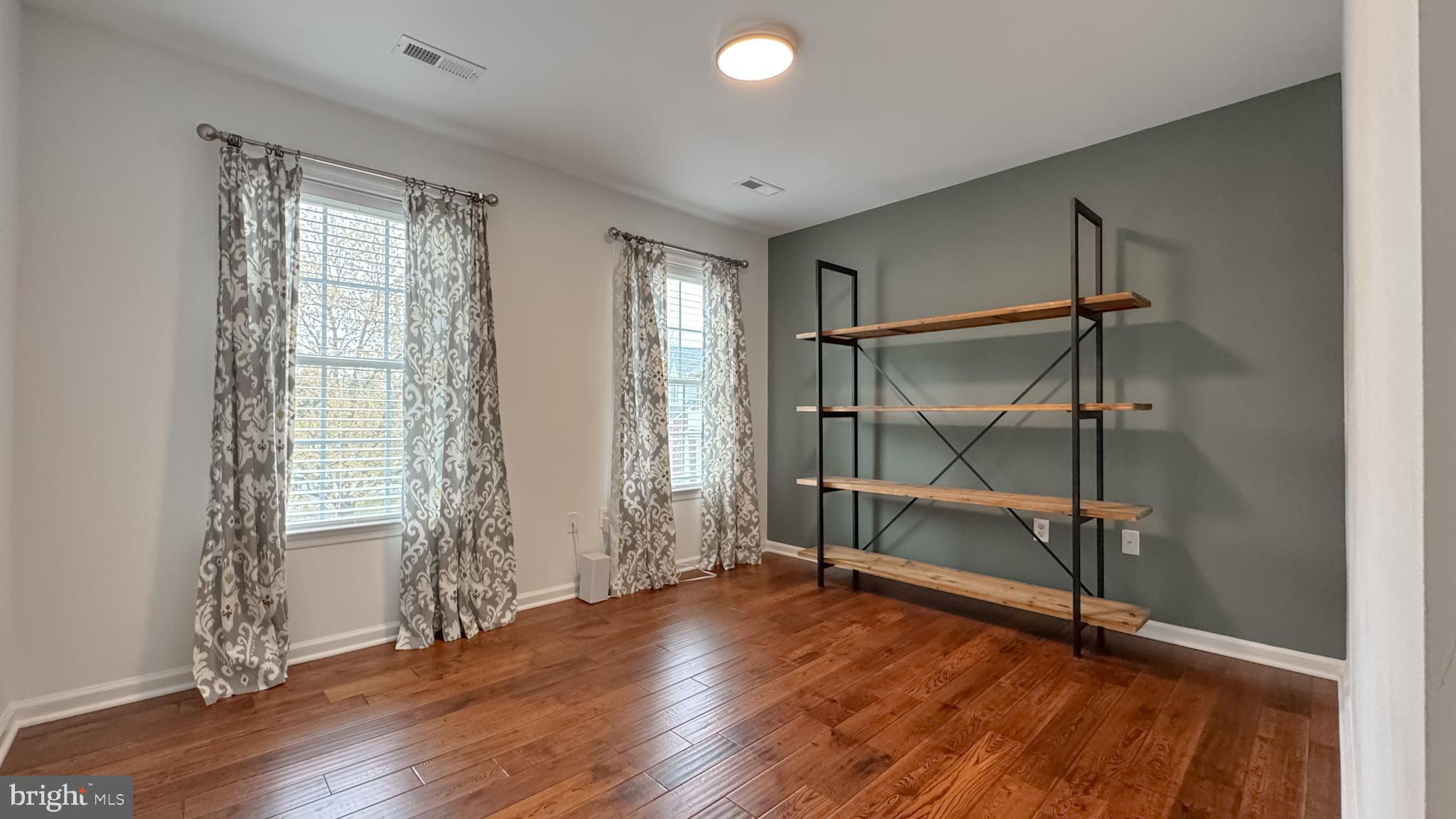 BROOKSTONE - Residential