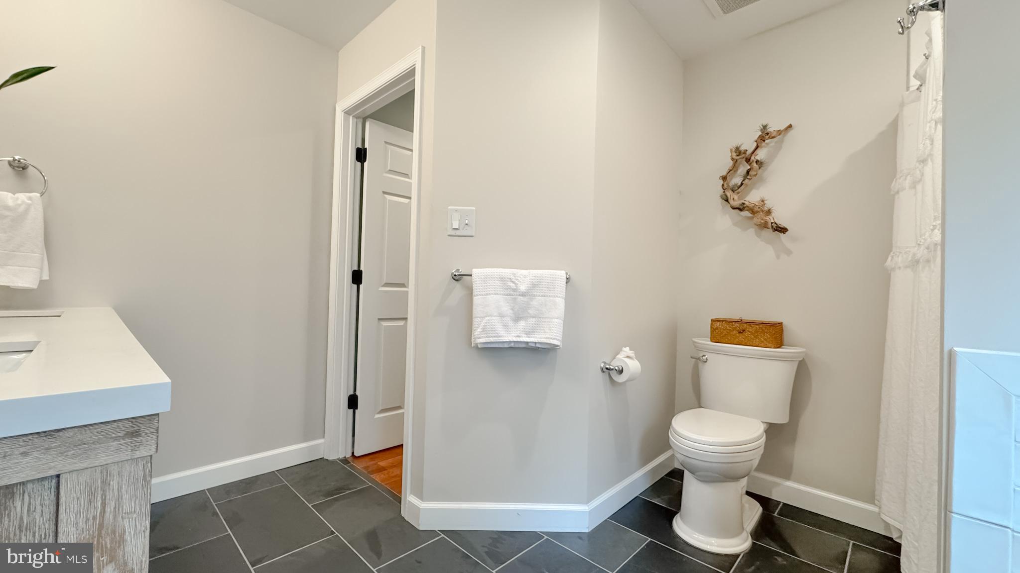 BROOKSTONE - Residential