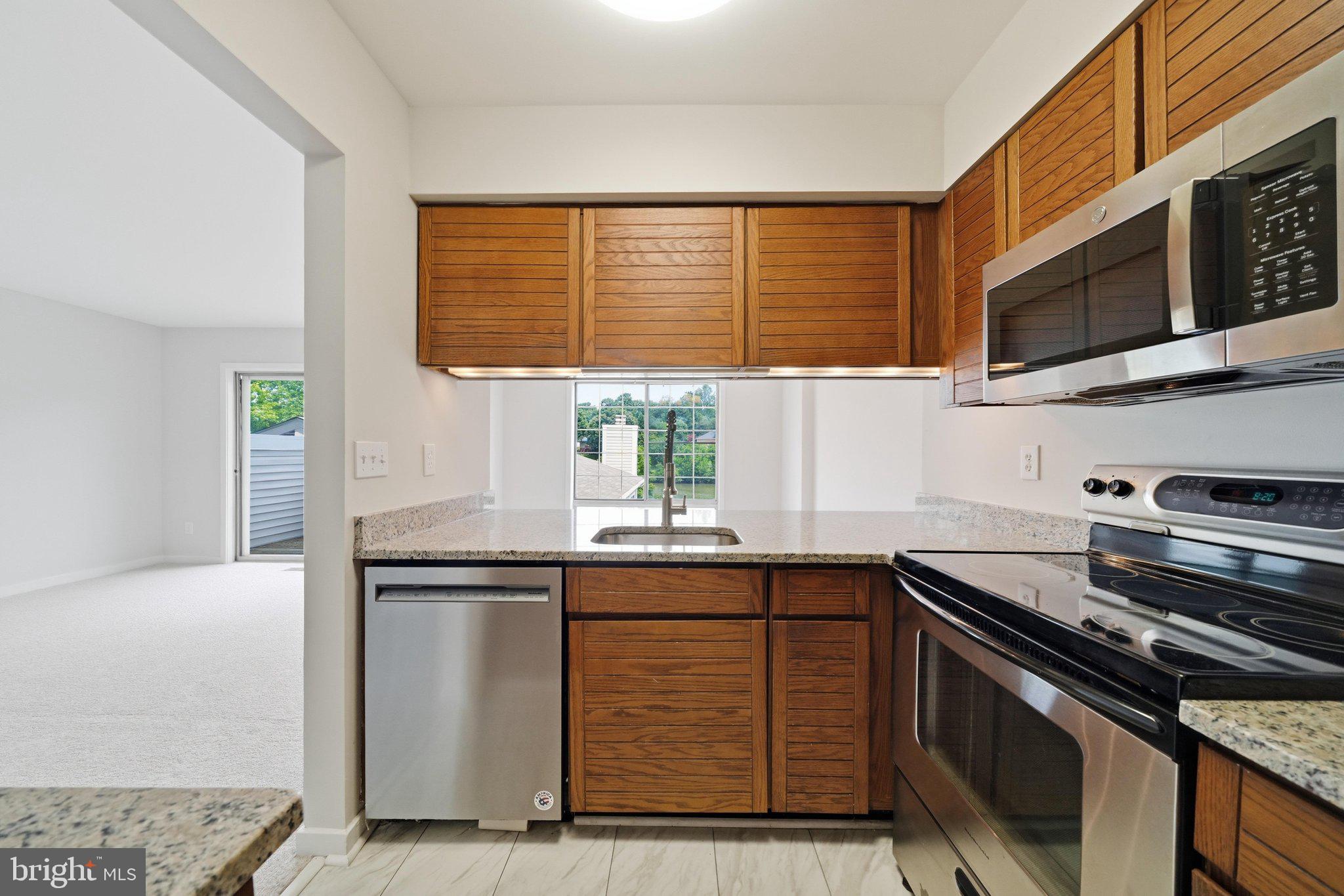 9843 DOCKSIDE TERRACE