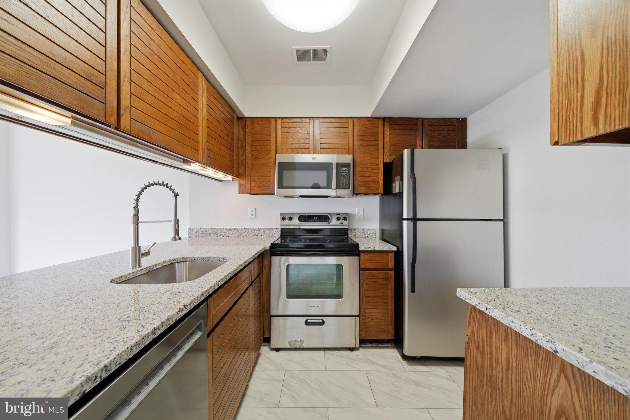 9843 DOCKSIDE TERRACE