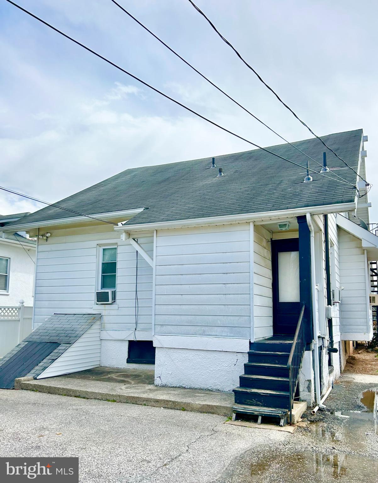 5904 HARFORD ROAD