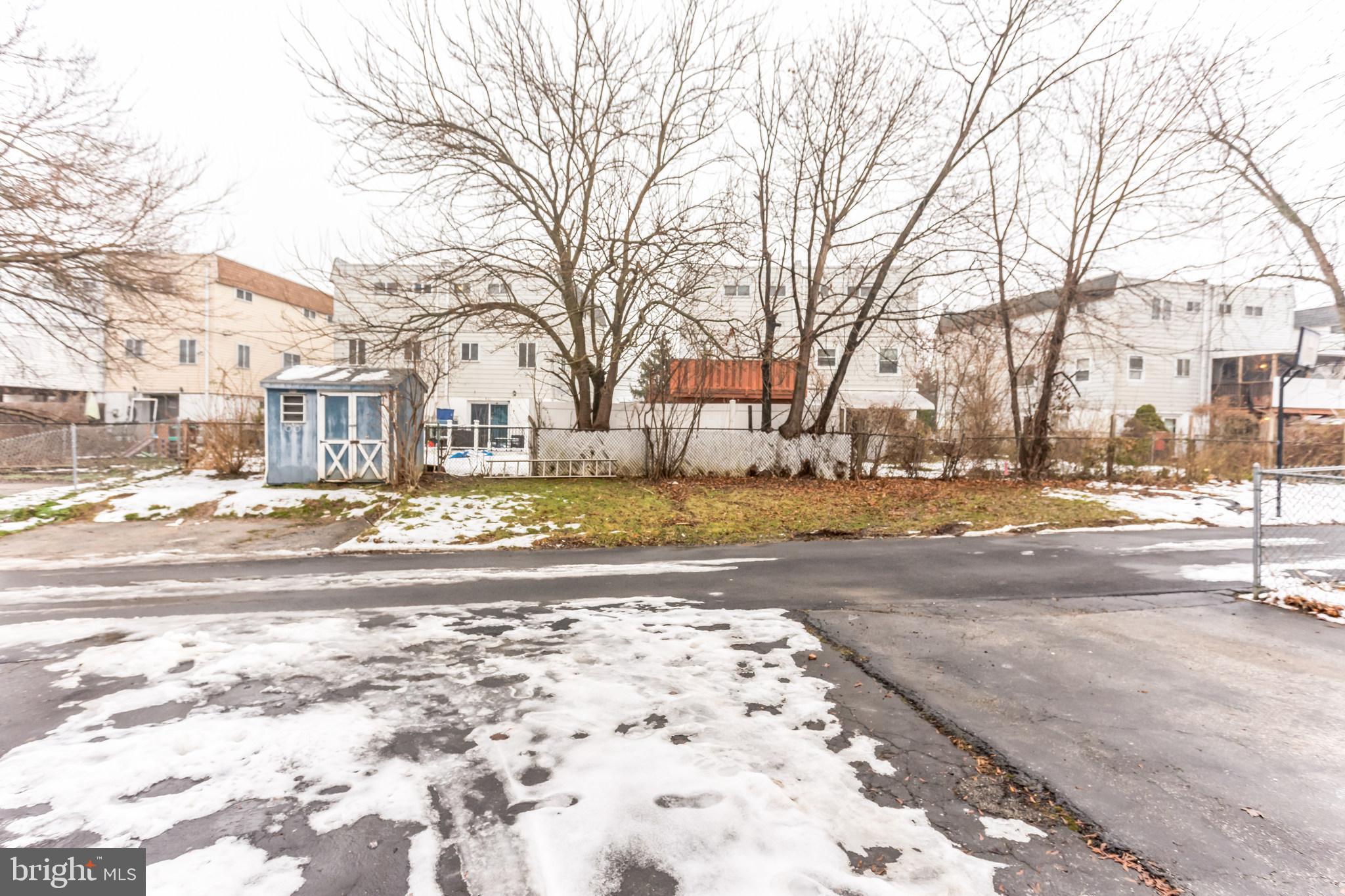 DELMAR VILLAGE - Residential