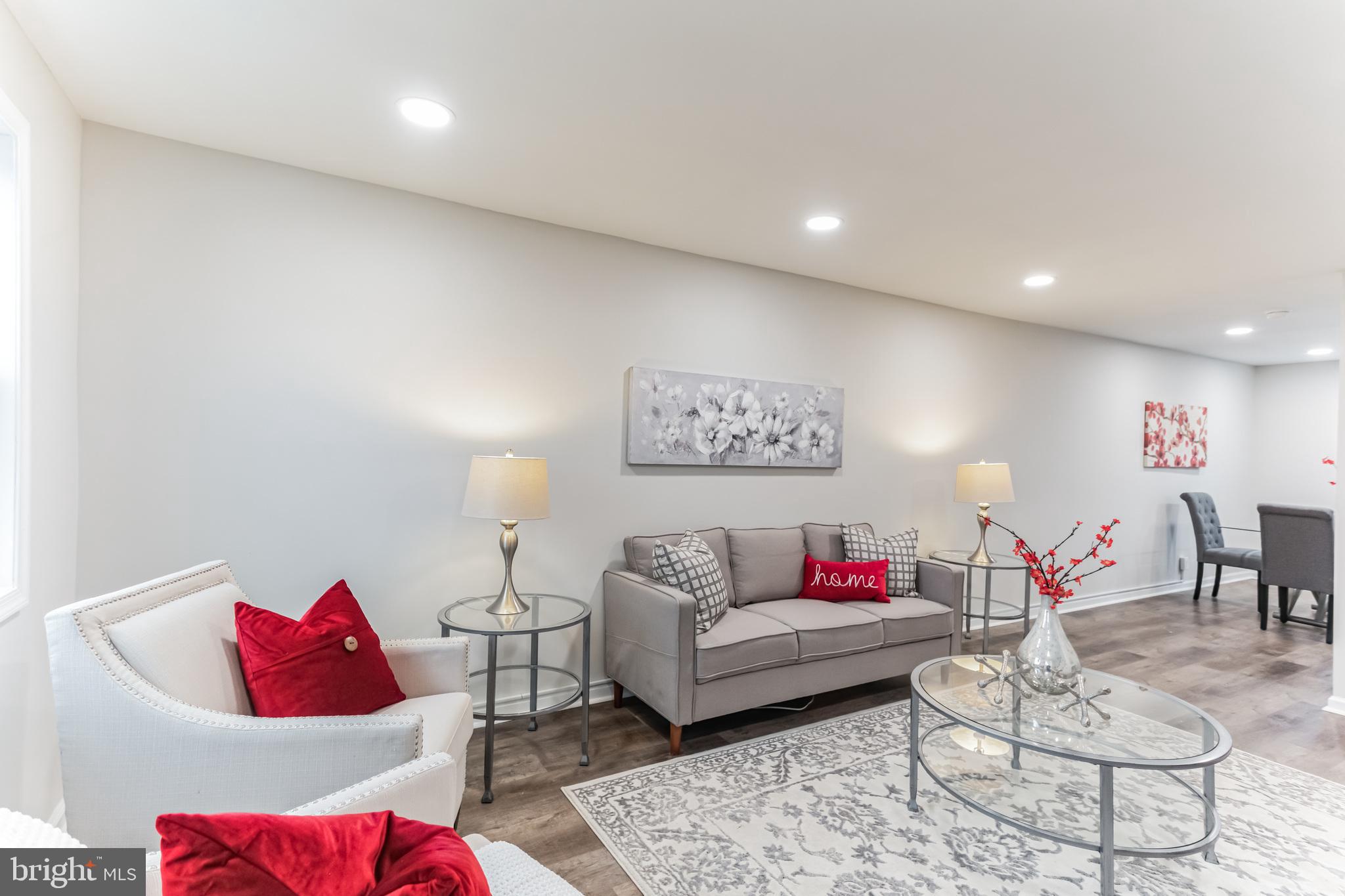 DELMAR VILLAGE - Residential