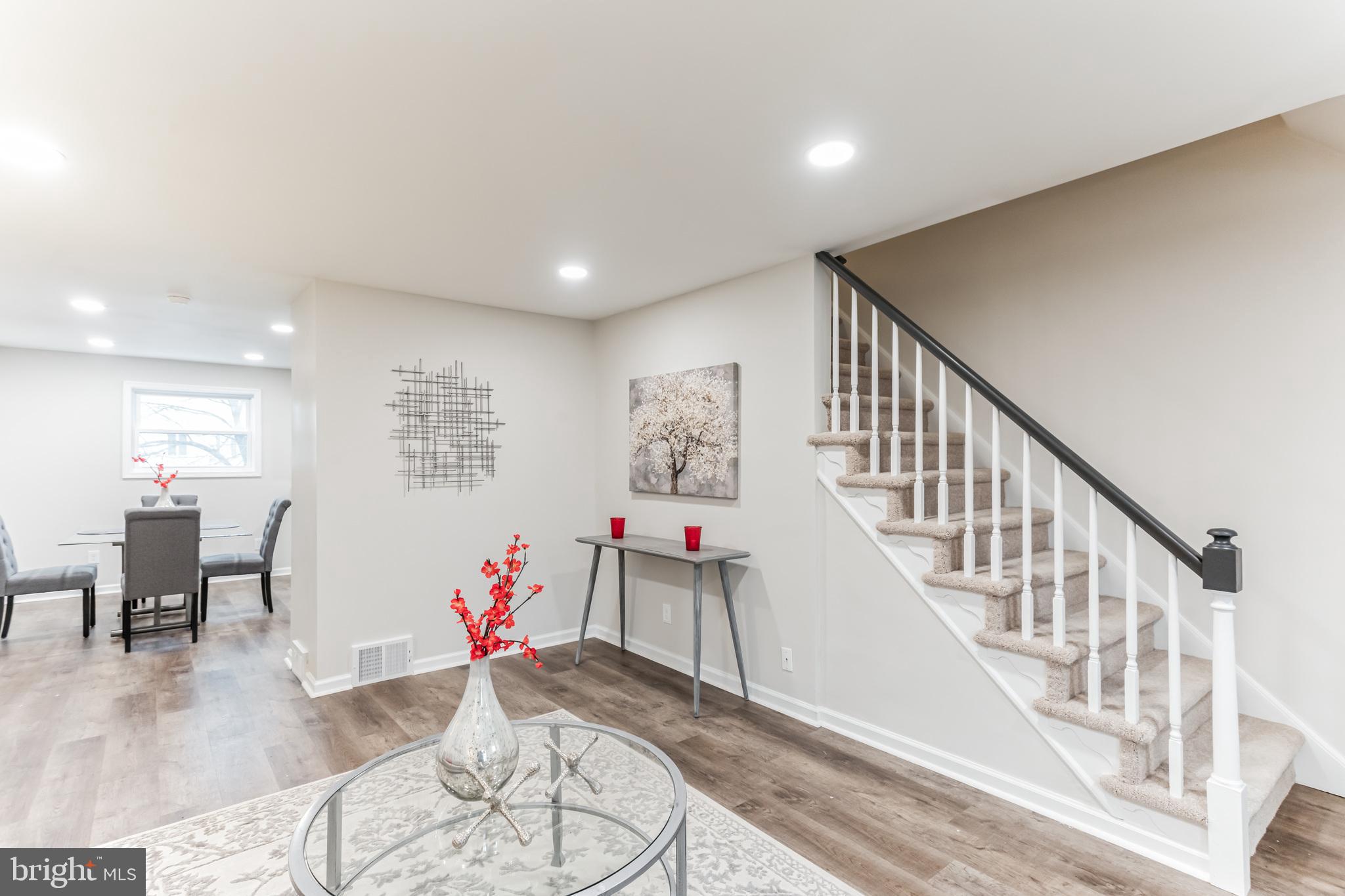 DELMAR VILLAGE - Residential