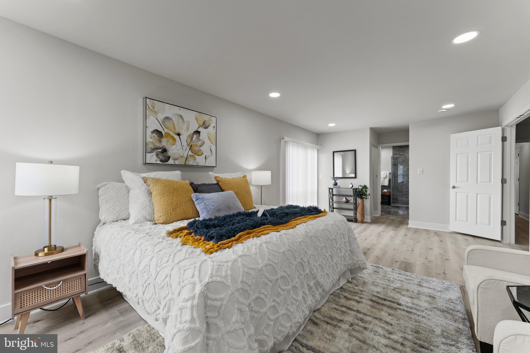 WINDSOR  MILL - Residential