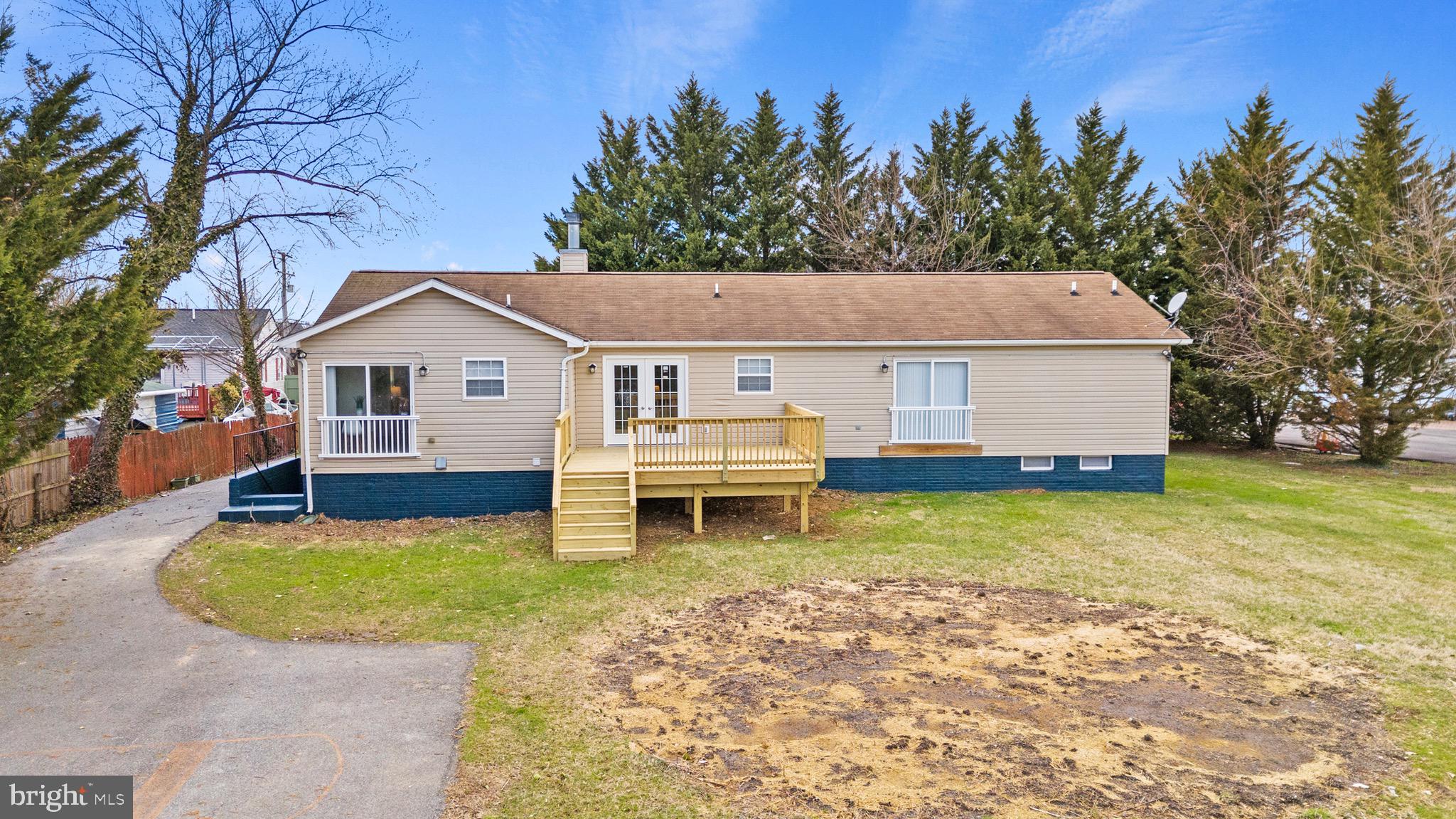 WINDSOR  MILL - Residential