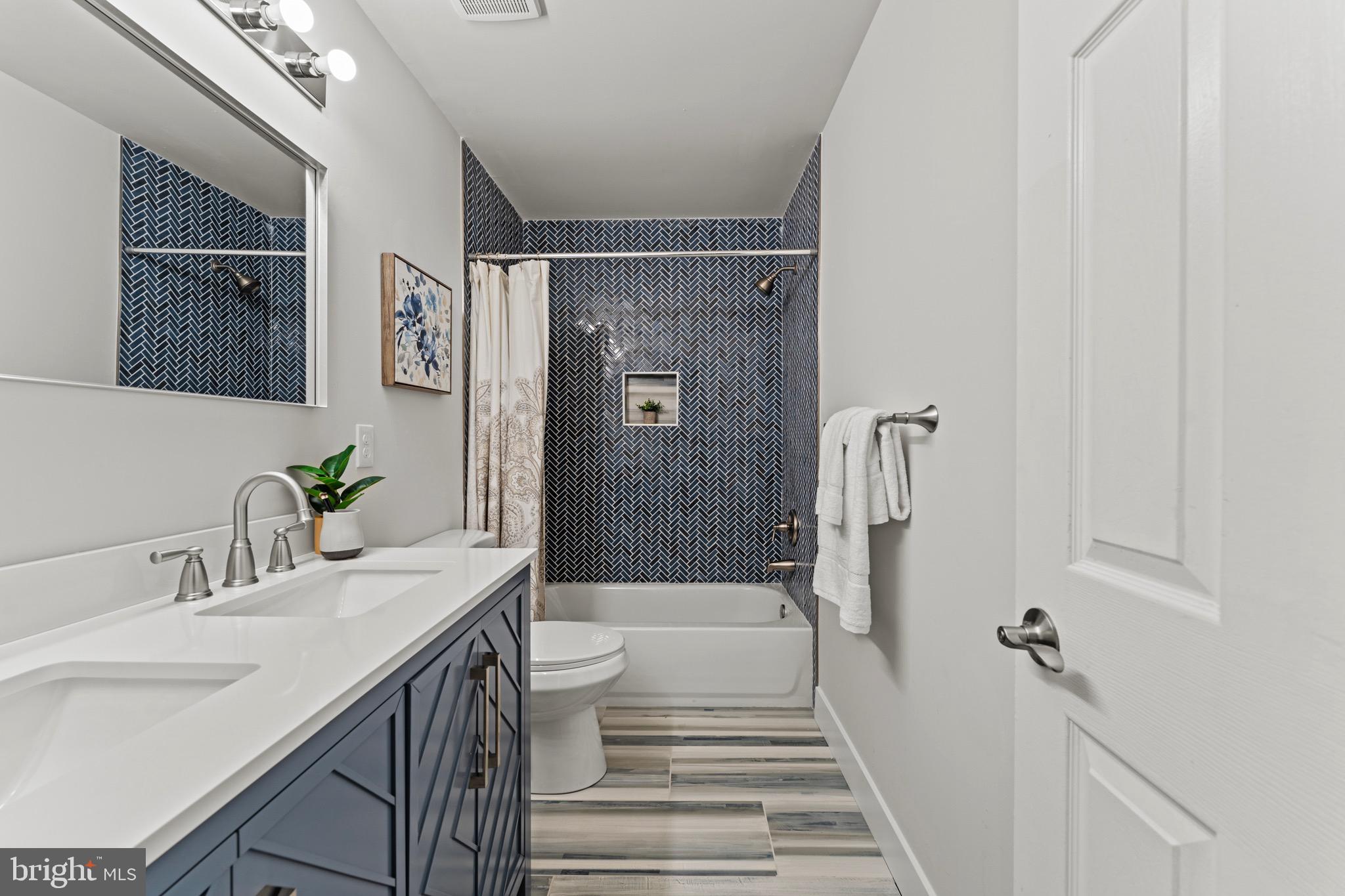 WINDSOR  MILL - Residential