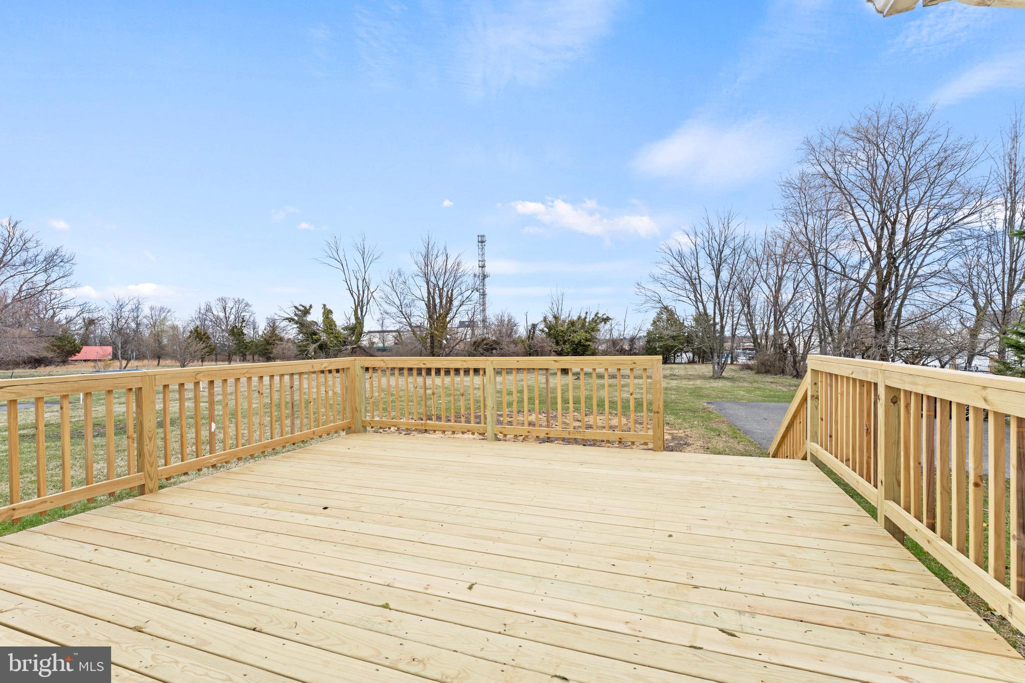 WINDSOR  MILL - Residential