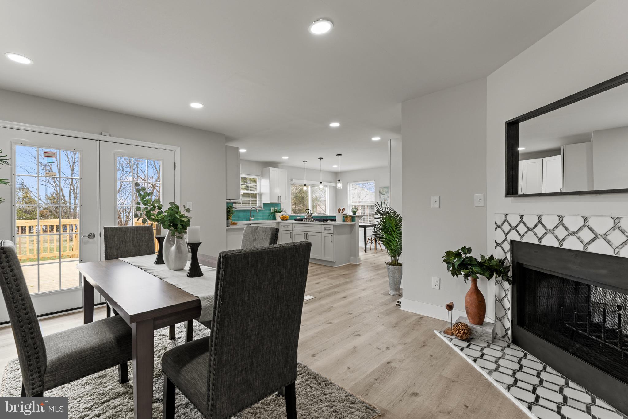 WINDSOR  MILL - Residential