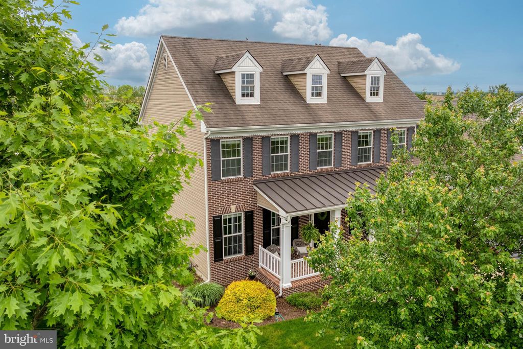 Photo of 312 Greenhedge Drive, Lancaster, PA 17603 (MLS # PALA2051186)