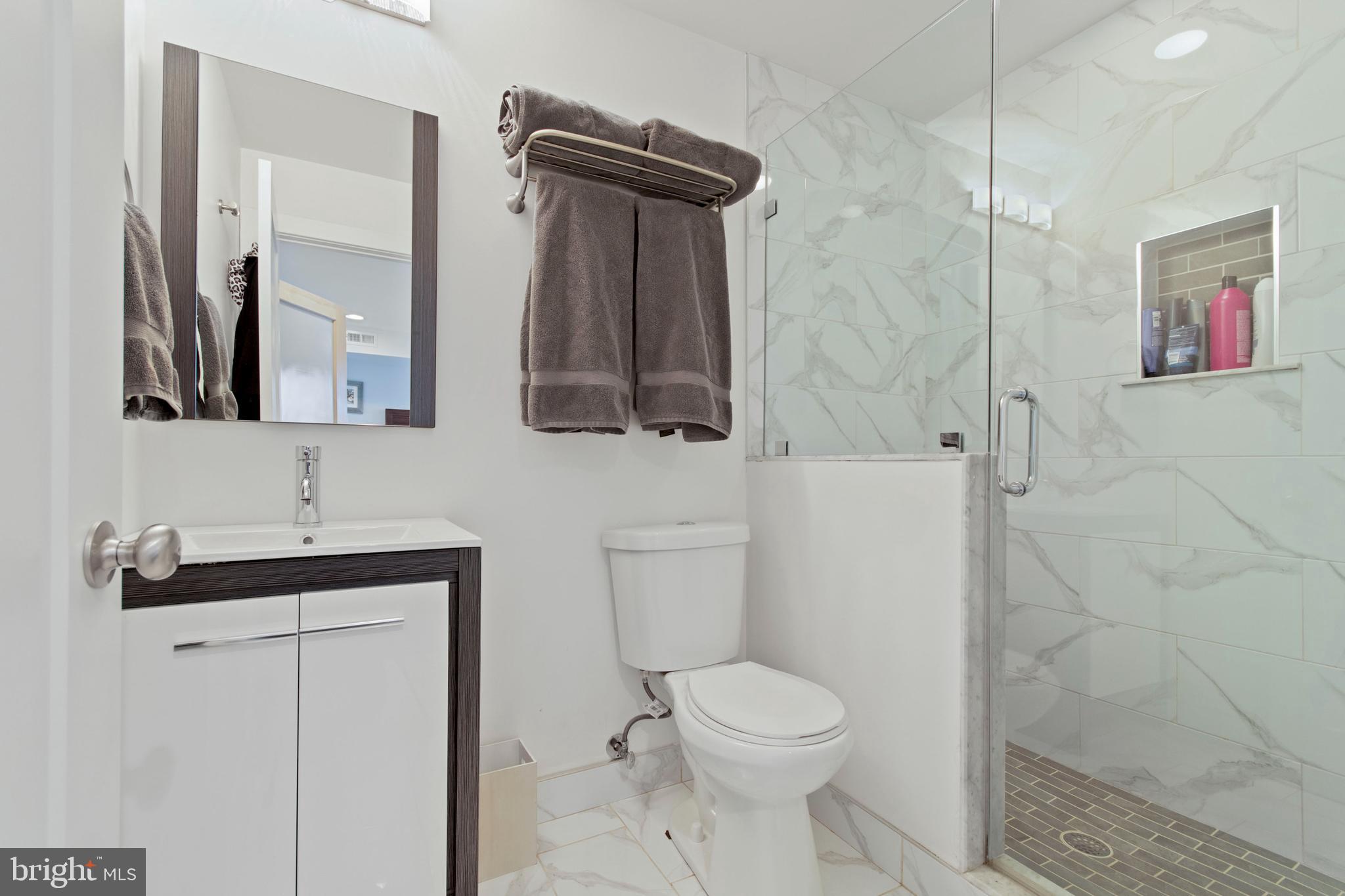 FAIRMOUNT - Residential