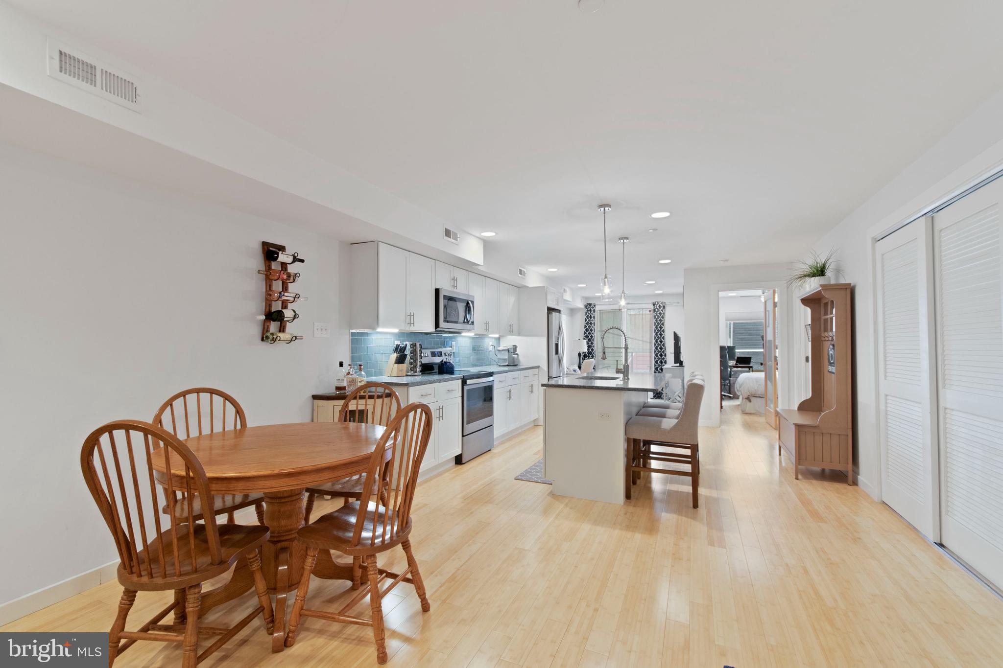 FAIRMOUNT - Residential