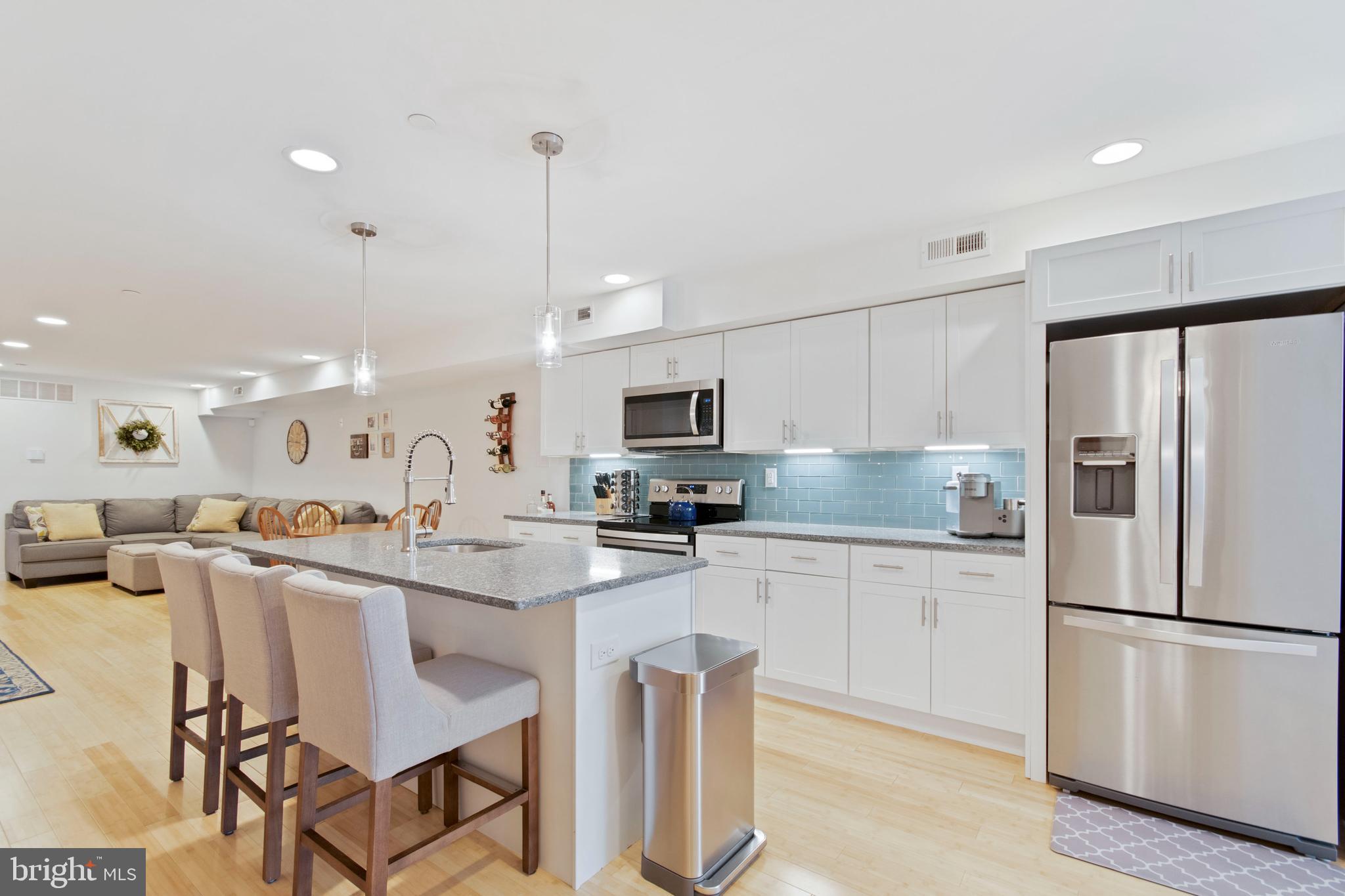 FAIRMOUNT - Residential