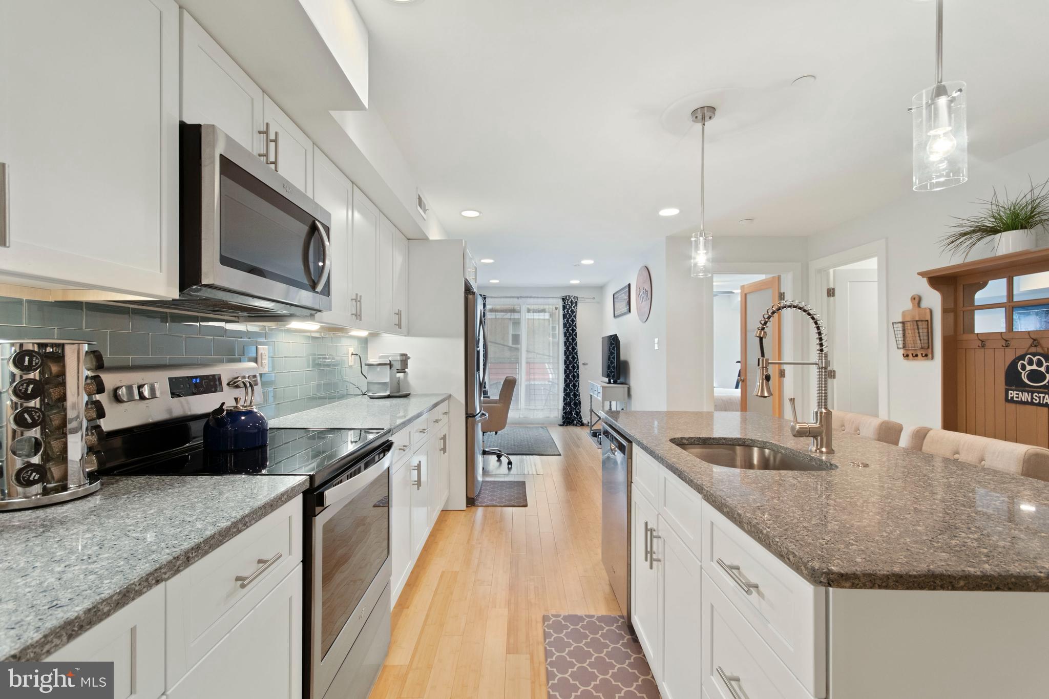 FAIRMOUNT - Residential