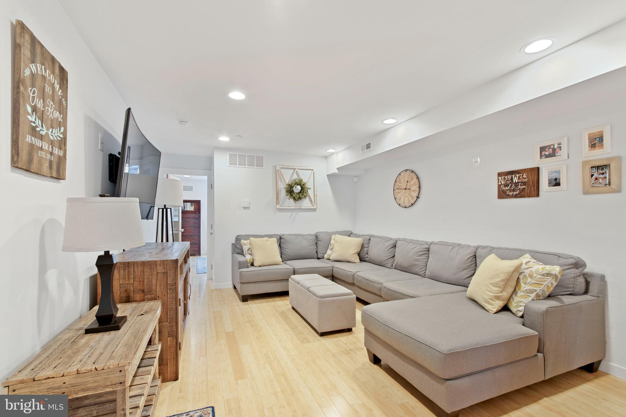 FAIRMOUNT - Residential