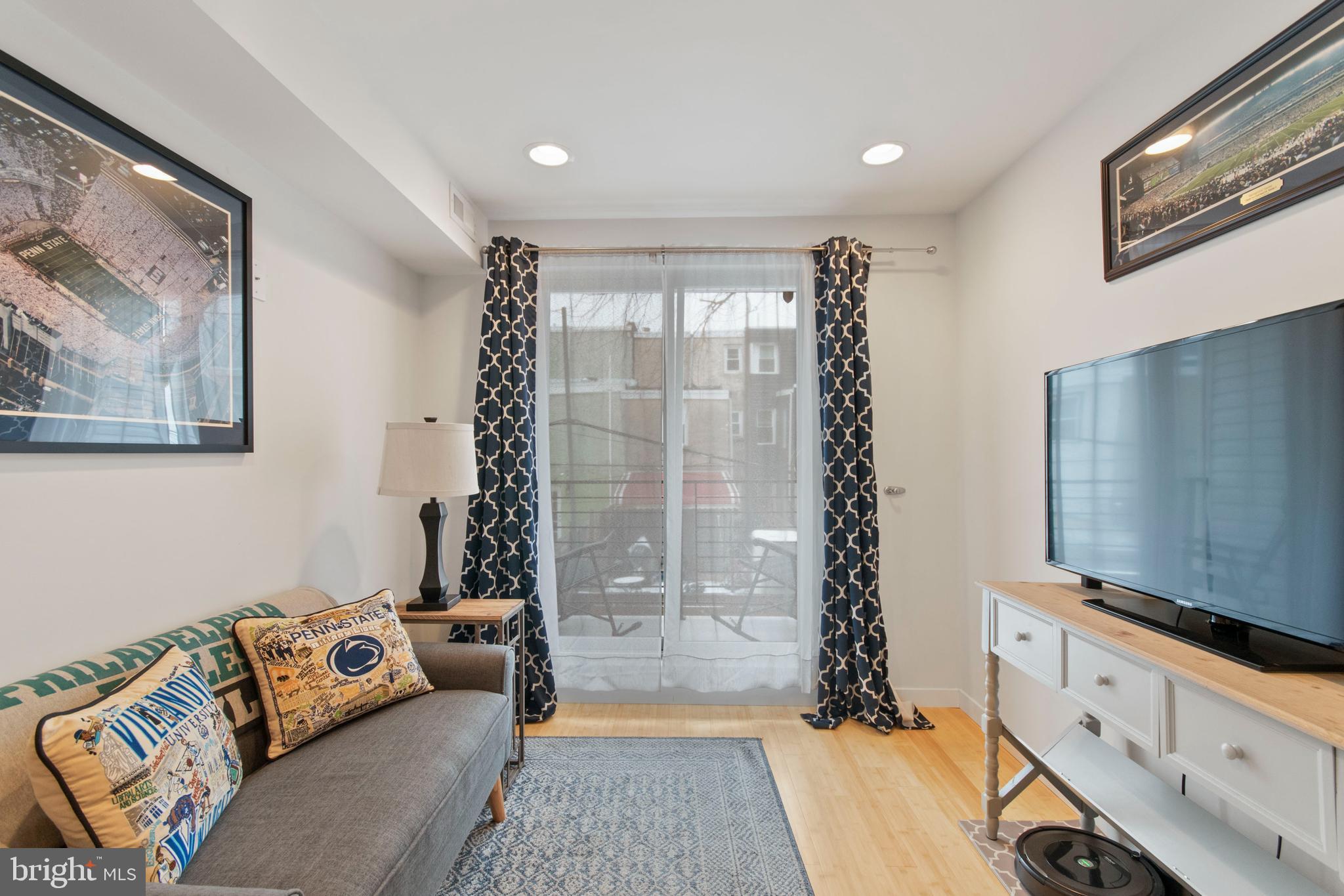 FAIRMOUNT - Residential