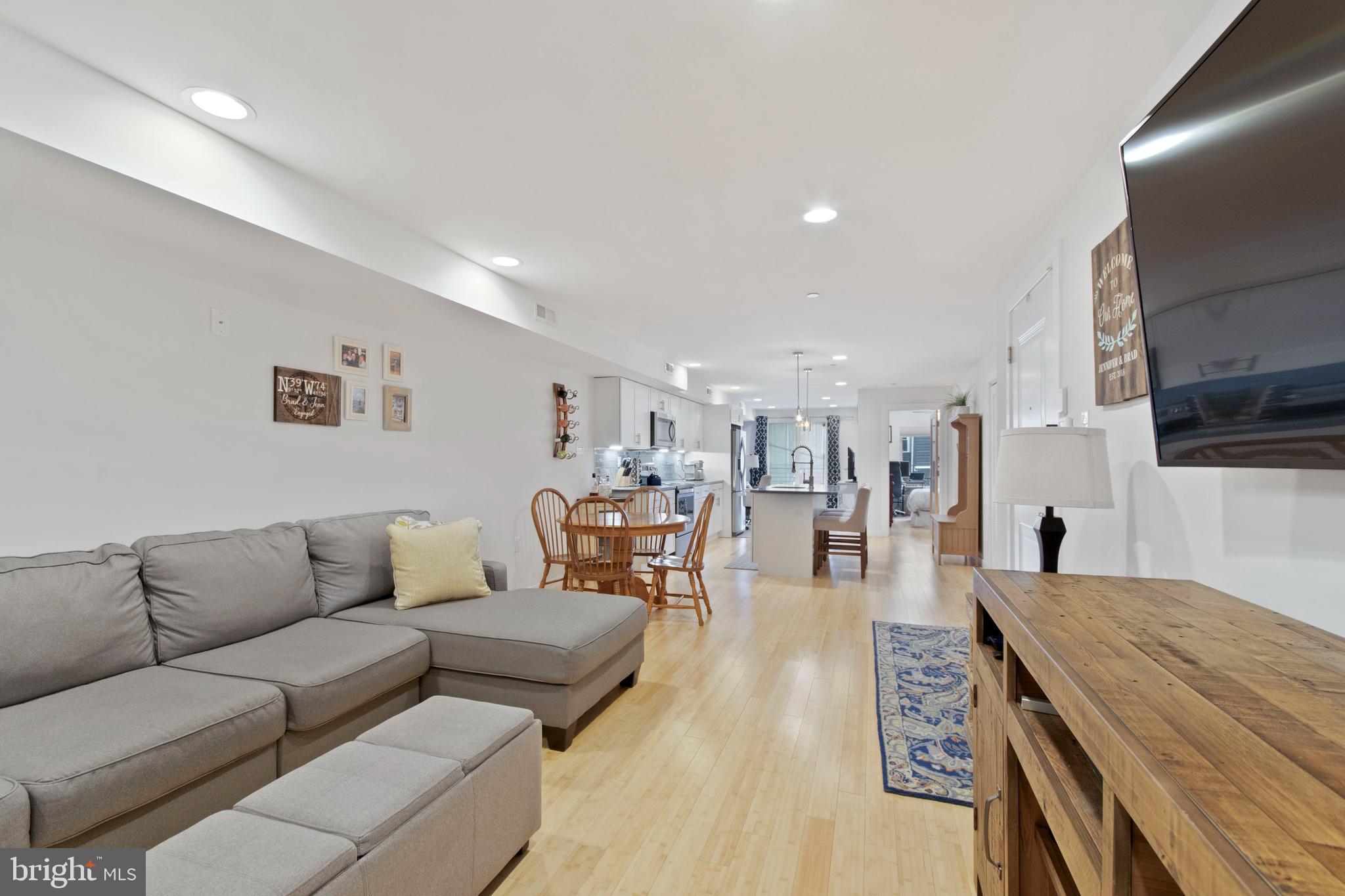 FAIRMOUNT - Residential