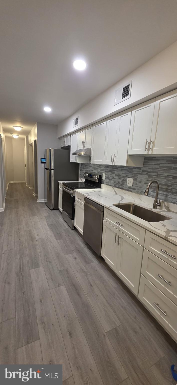 1400 STAPLES STREET NE 2