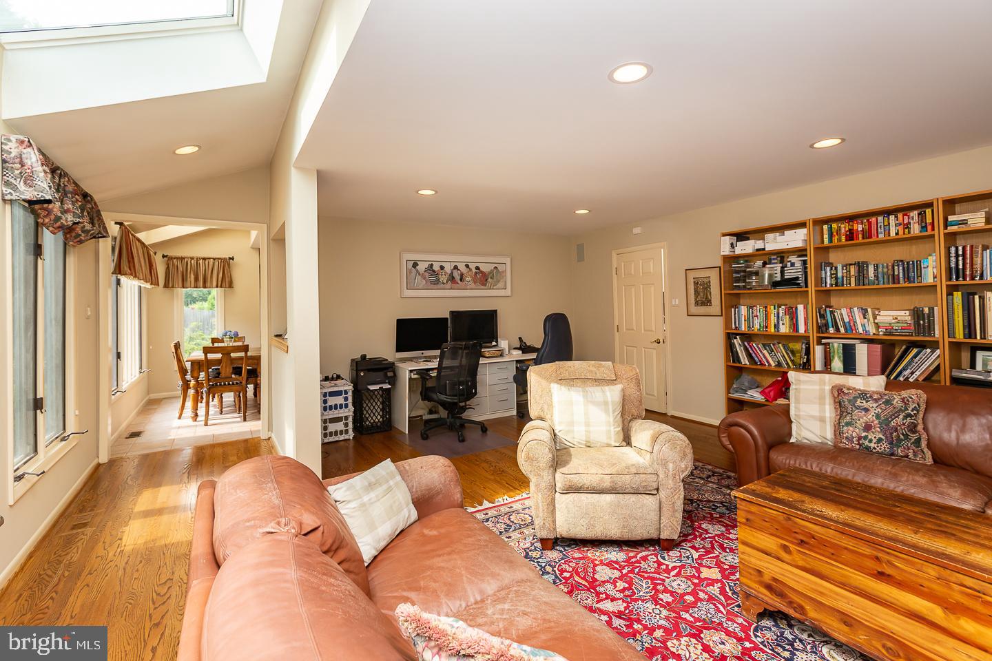 INDIAN CREEK - Residential