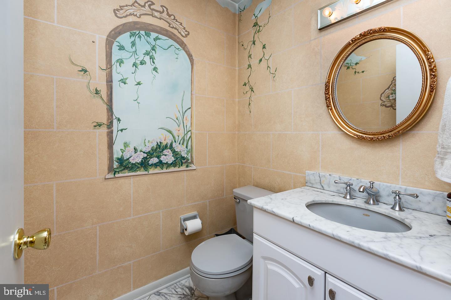 INDIAN CREEK - Residential