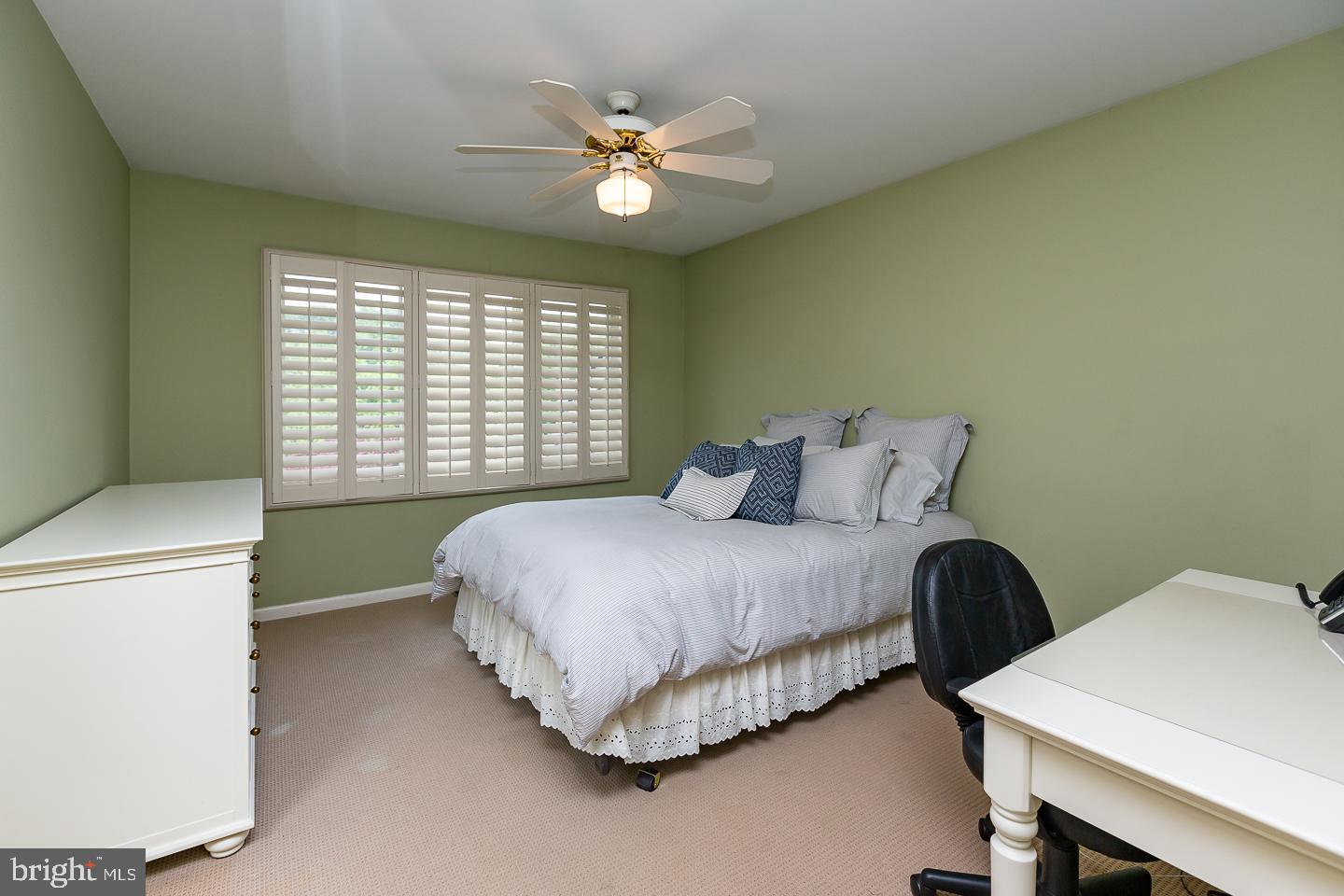 INDIAN CREEK - Residential