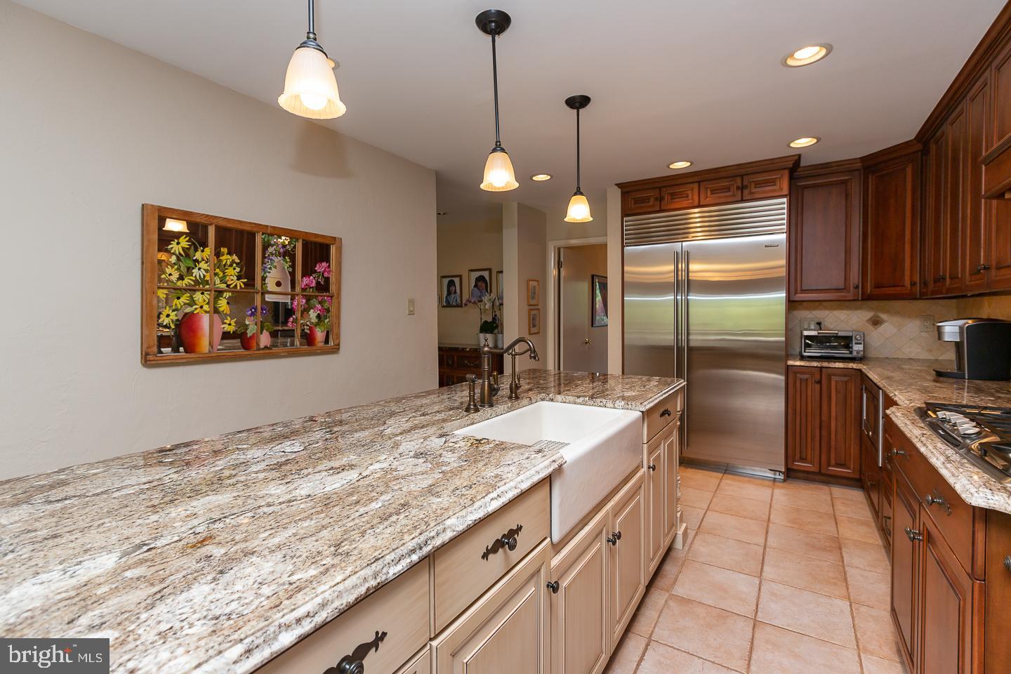 INDIAN CREEK - Residential