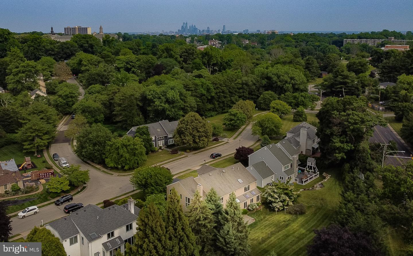 INDIAN CREEK - Residential