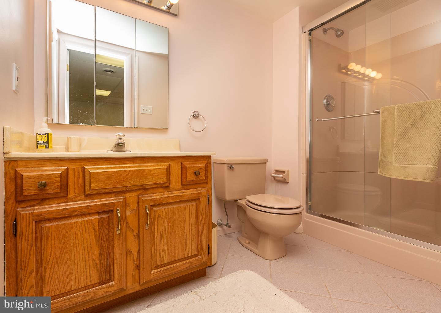 INDIAN CREEK - Residential