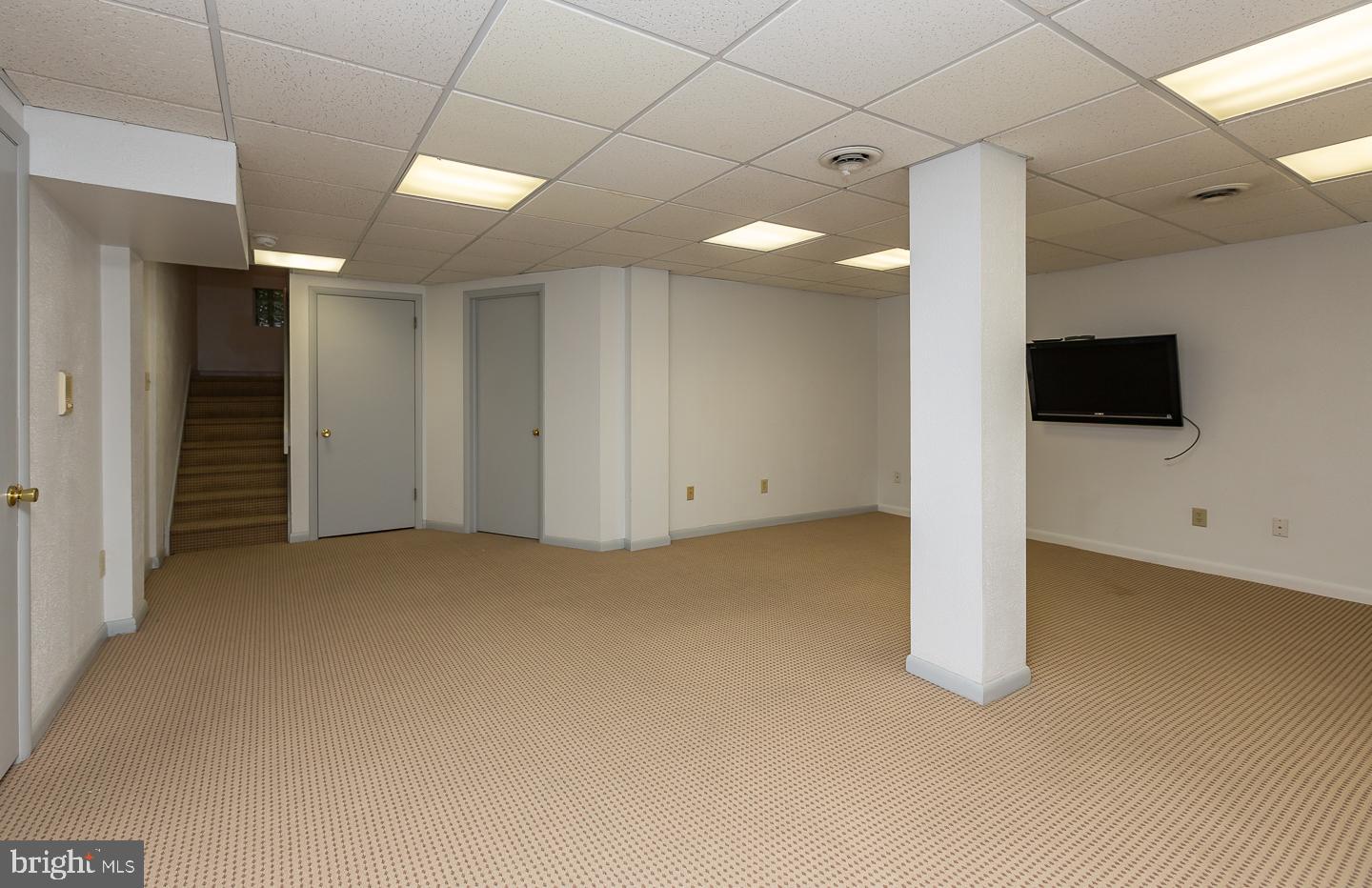 INDIAN CREEK - Residential