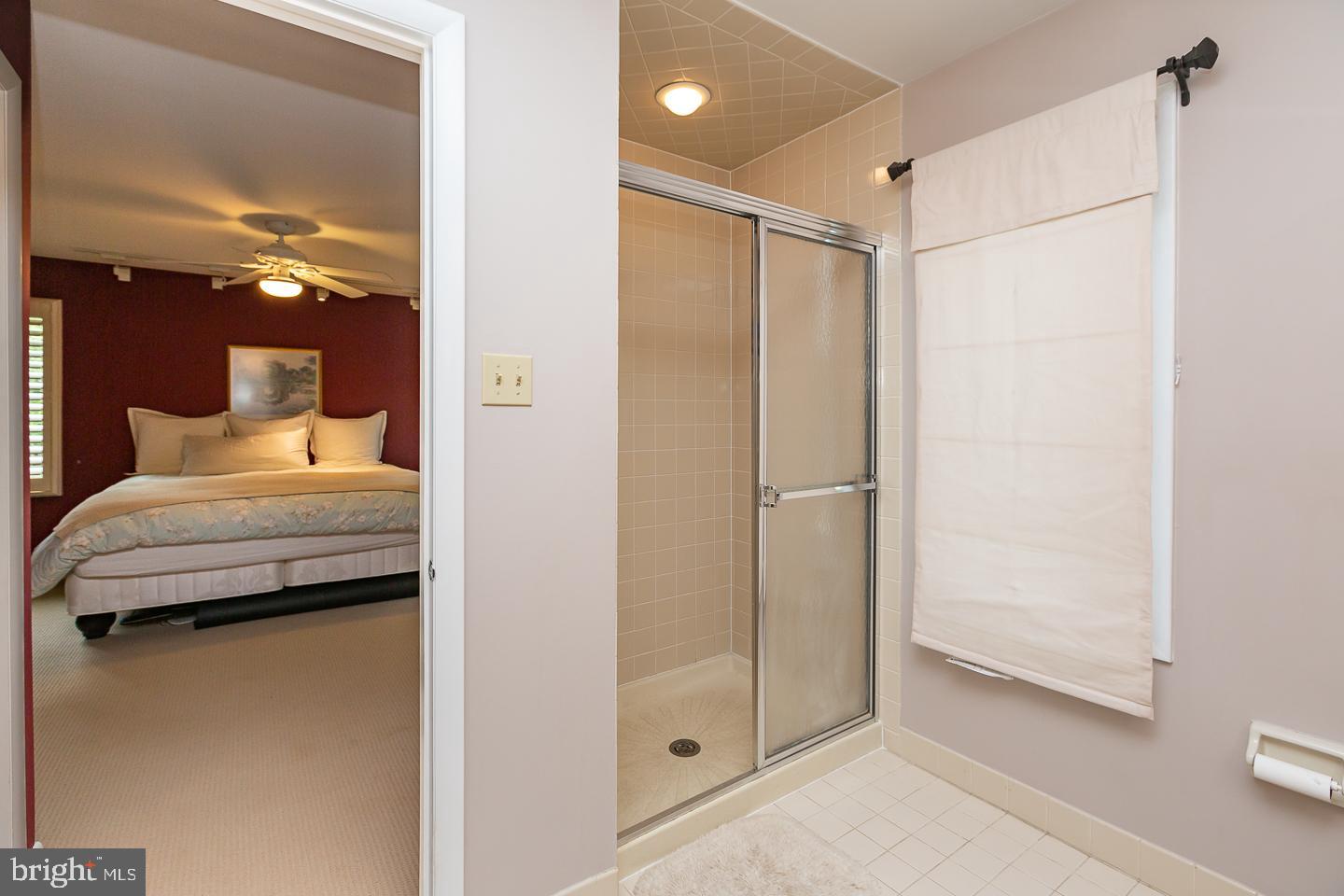 INDIAN CREEK - Residential