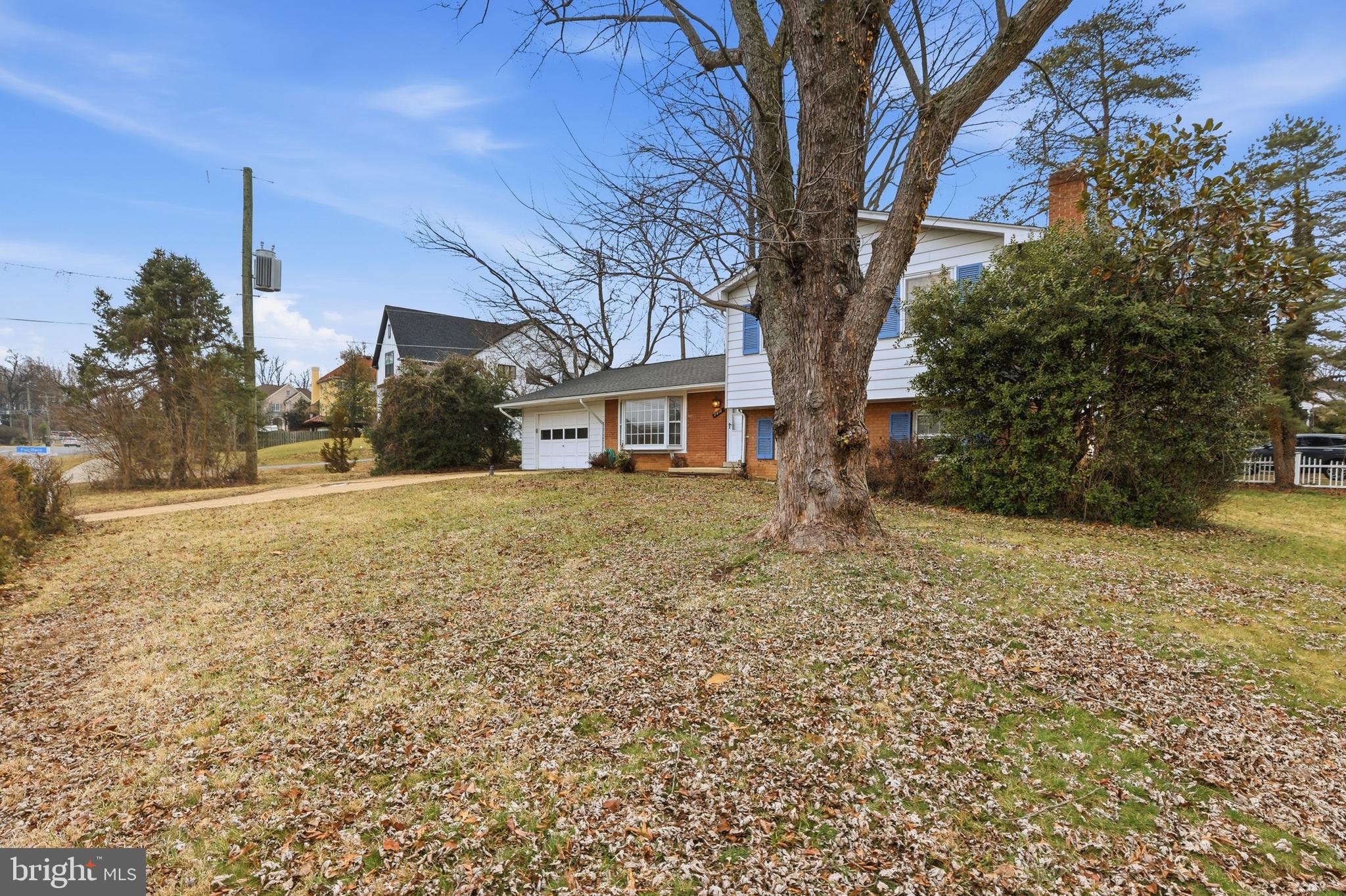 SOUTHAMPTON FOREST - Residential Lease