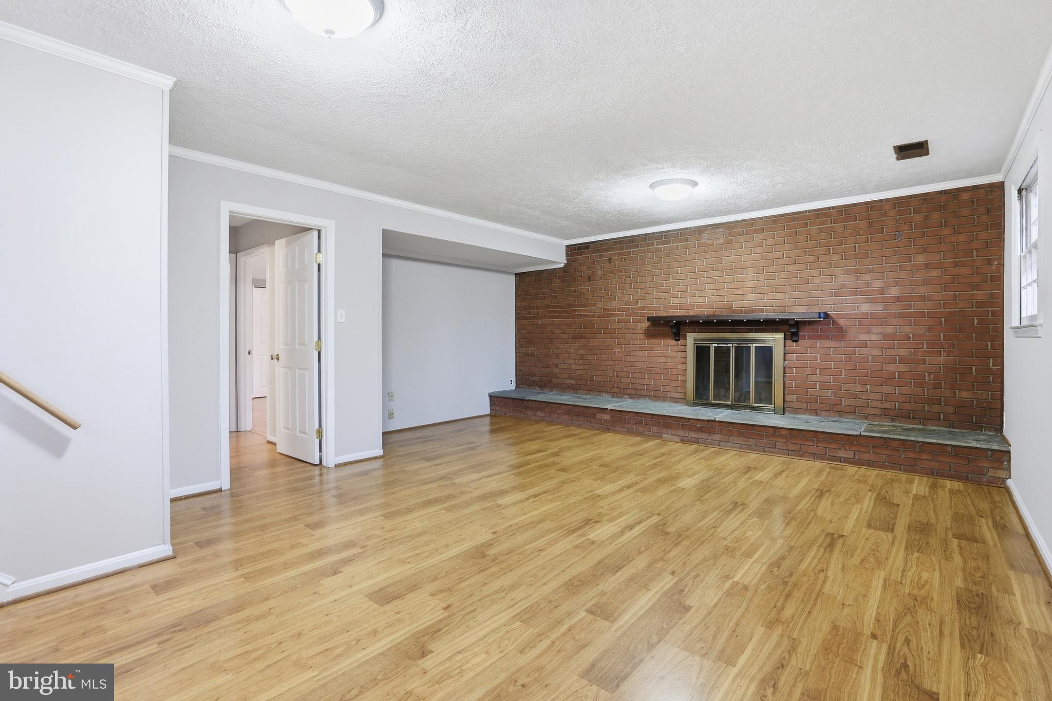 SOUTHAMPTON FOREST - Residential Lease