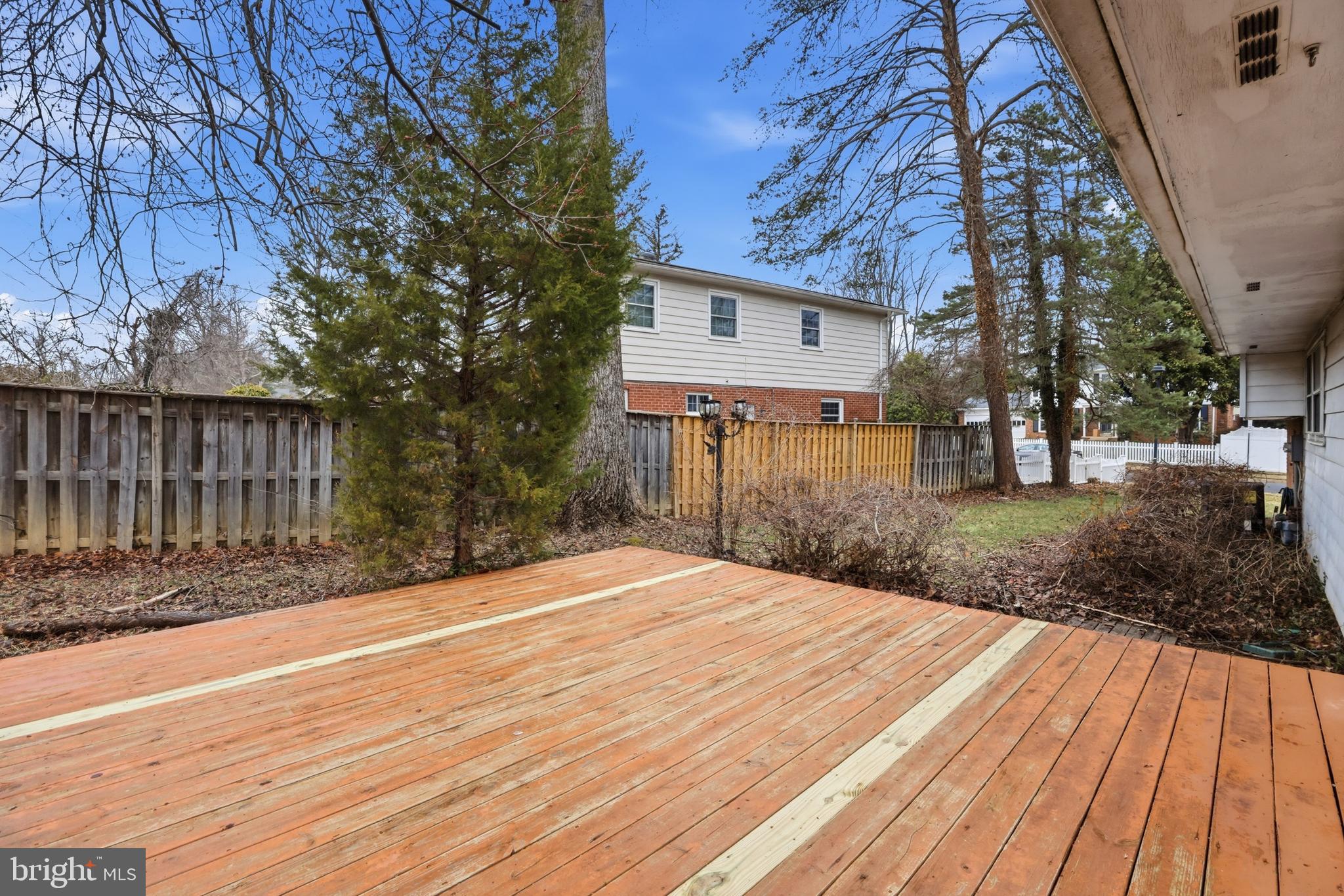 SOUTHAMPTON FOREST - Residential Lease