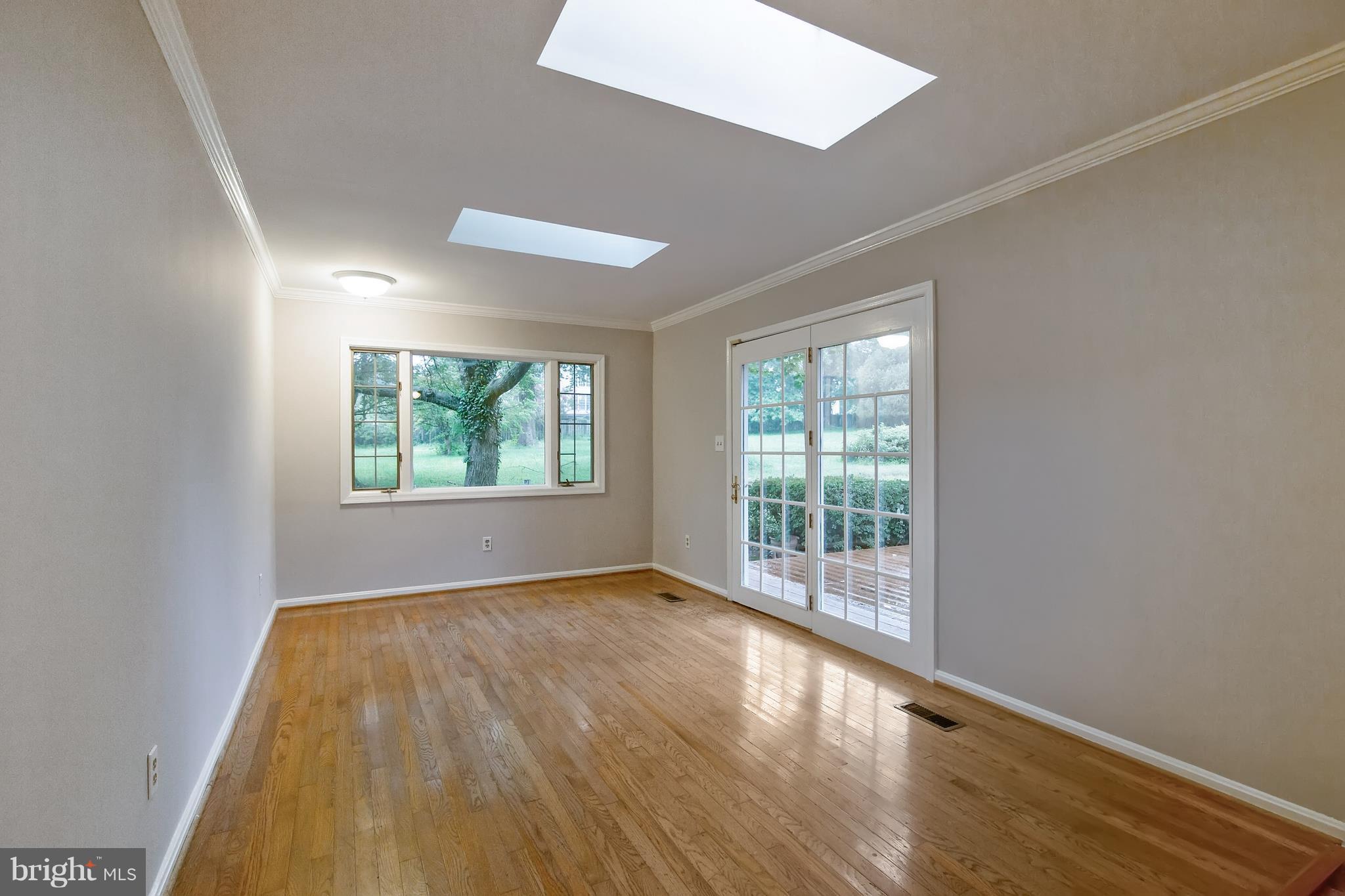 2012 FRIENDSHIP LANE