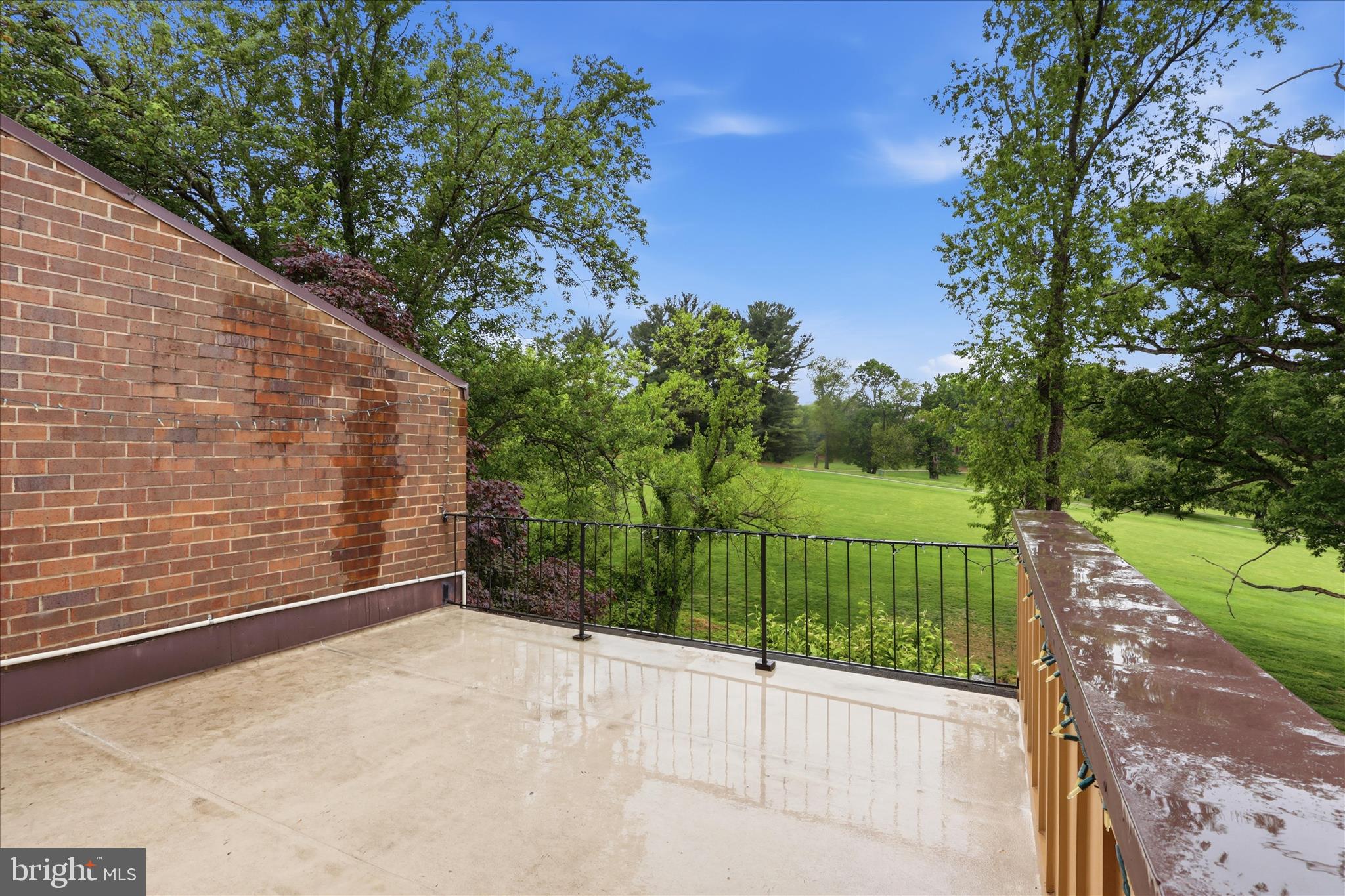 GOLF COURSE ISLAND - Residential