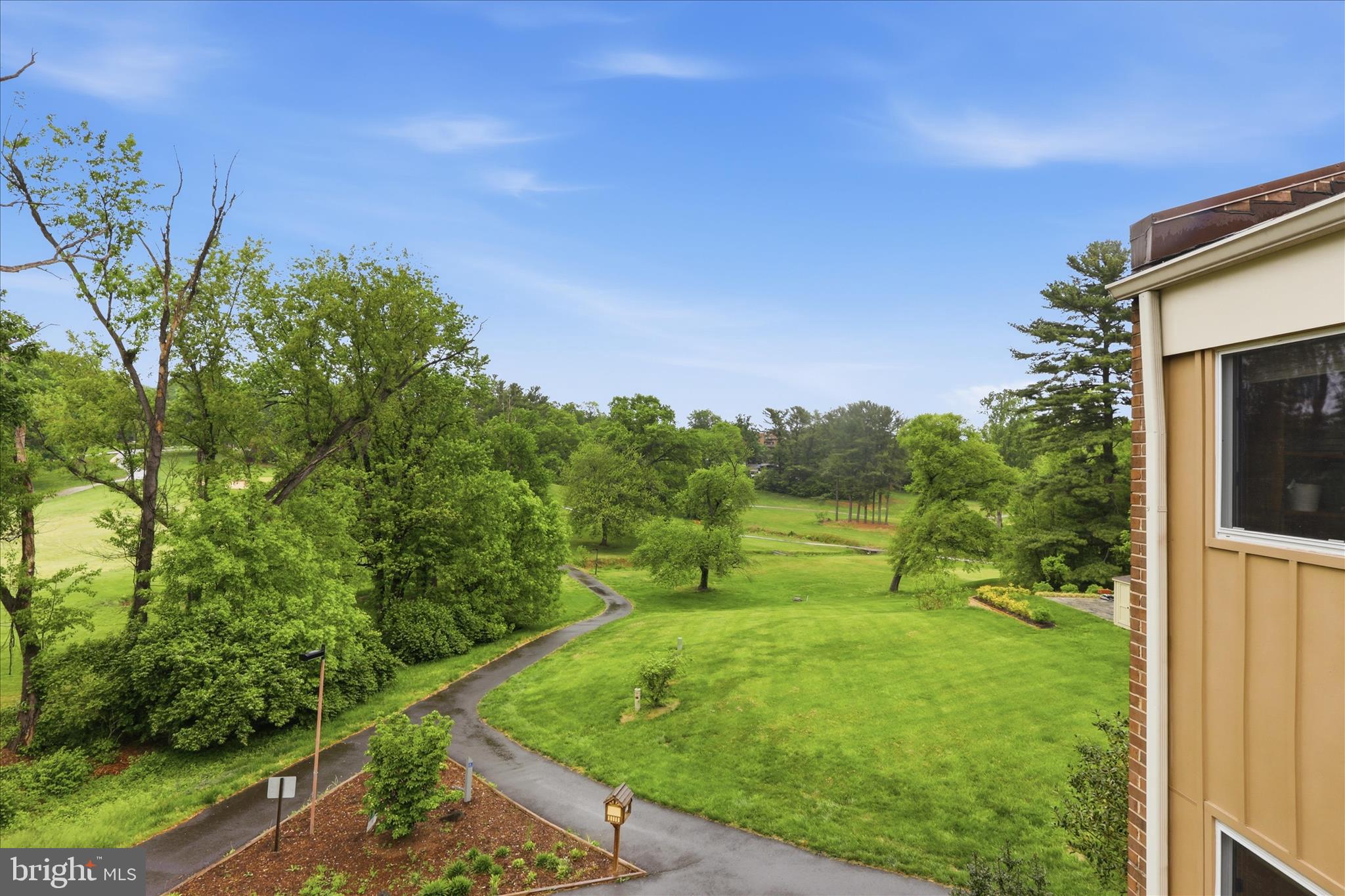 GOLF COURSE ISLAND - Residential