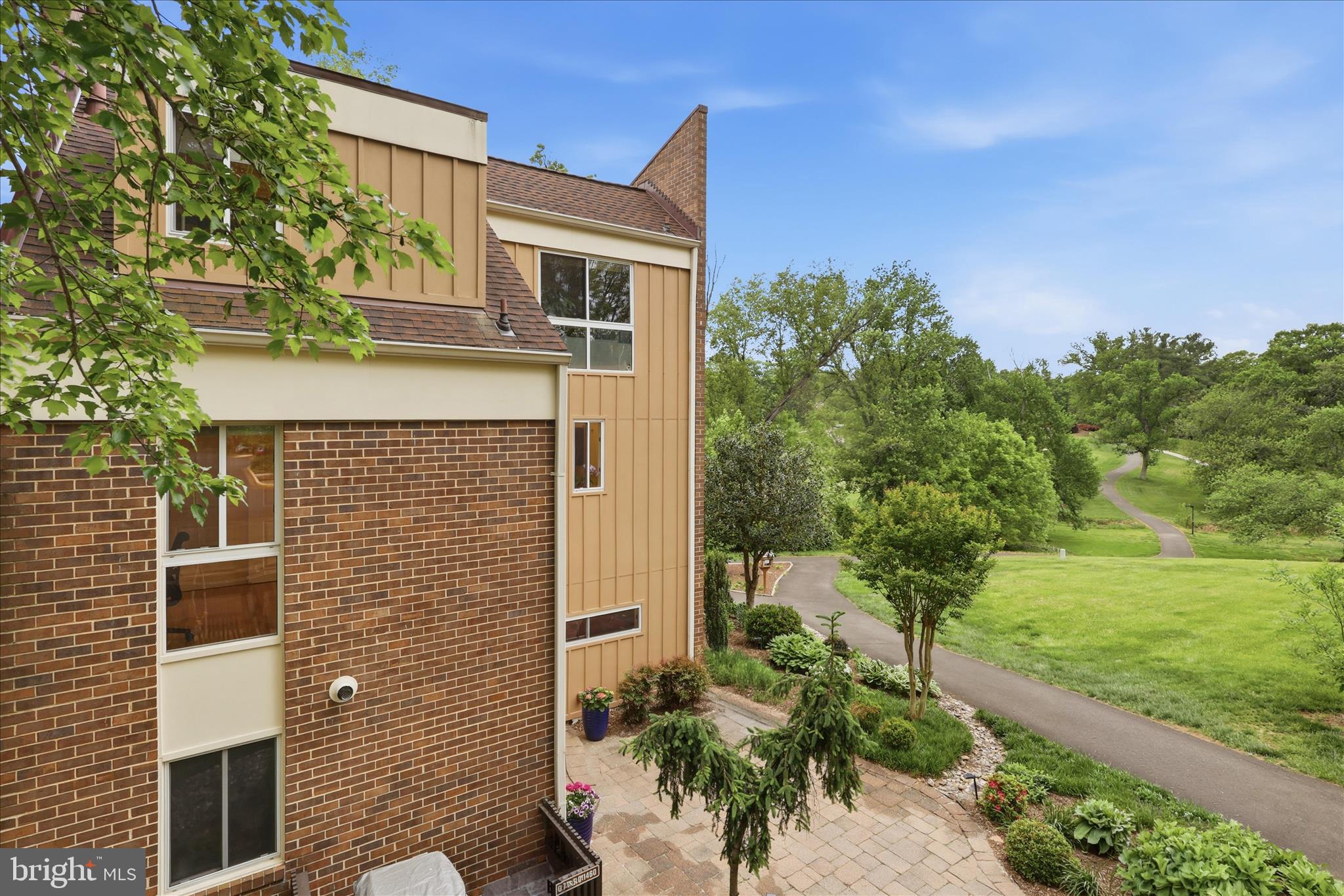 GOLF COURSE ISLAND - Residential